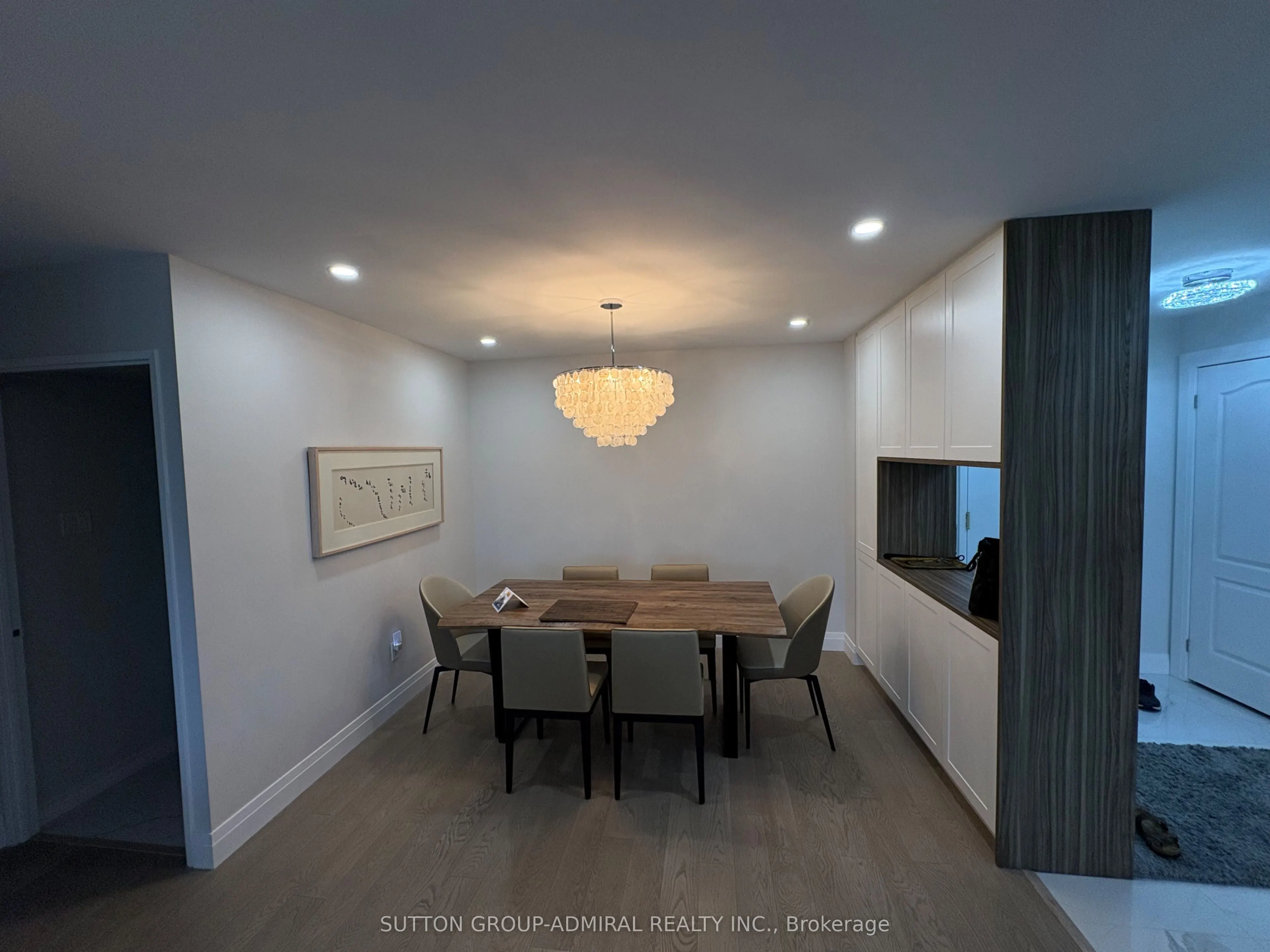 11 Townsgate Drive, #Ph04