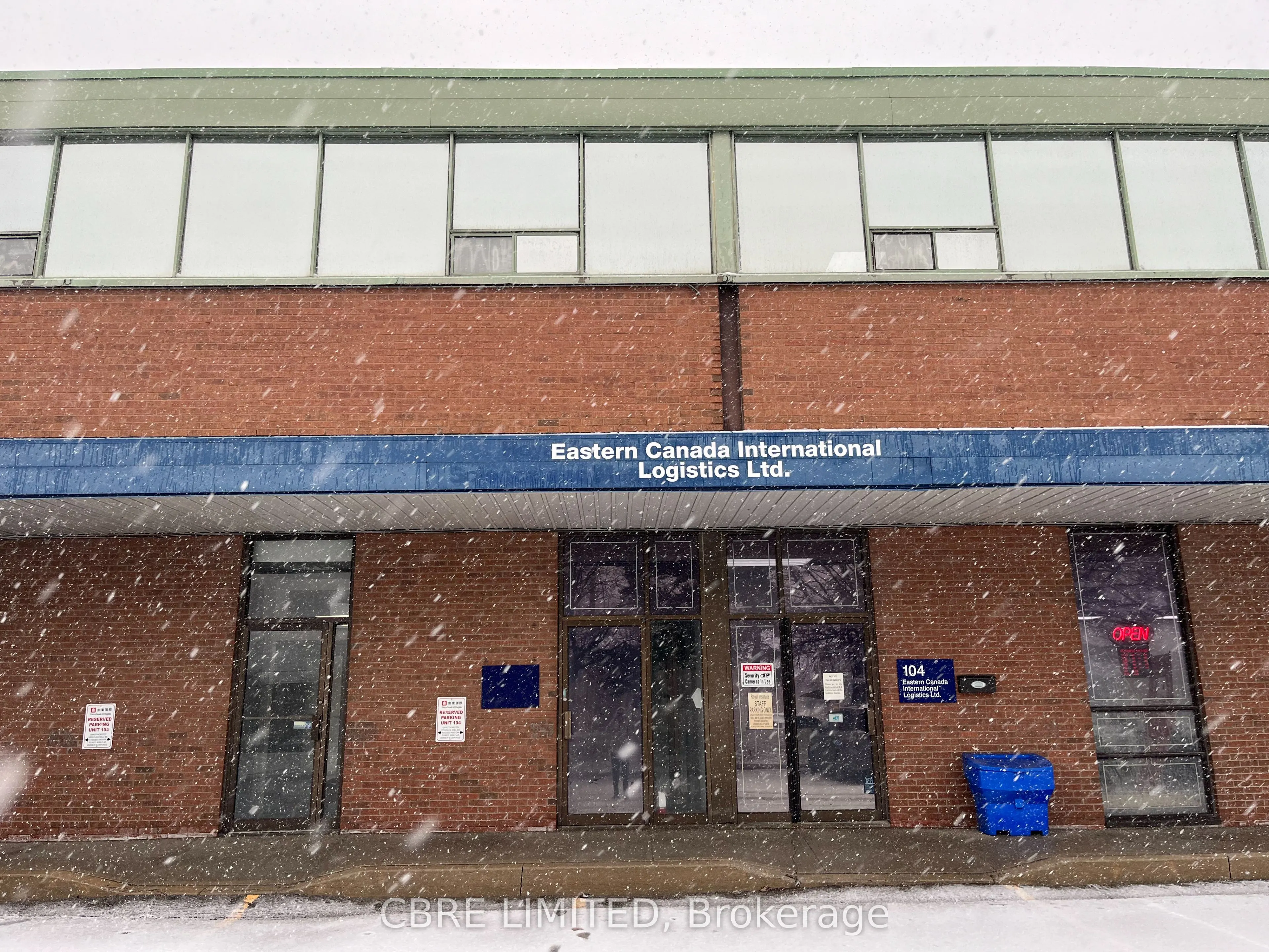 100 Steelcase Road E, #Unit 201