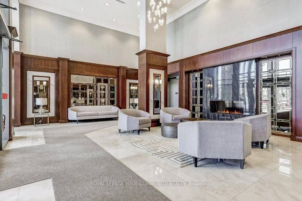 25 Baker Hill Boulevard, #105