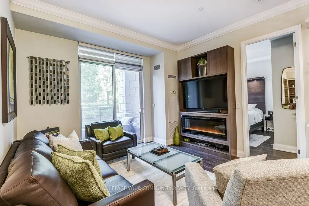 25 Baker Hill Boulevard, #105