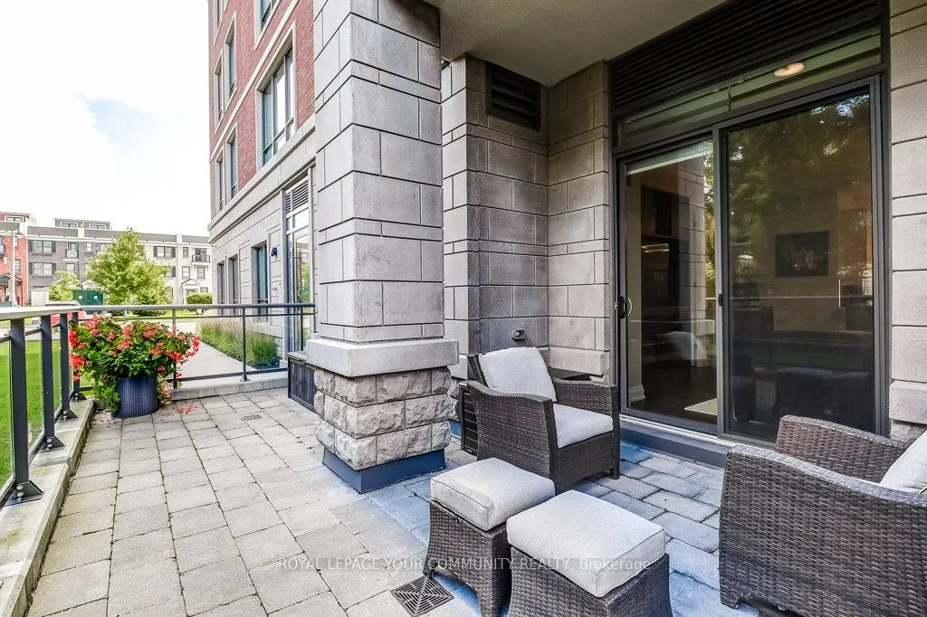 25 Baker Hill Boulevard, #105