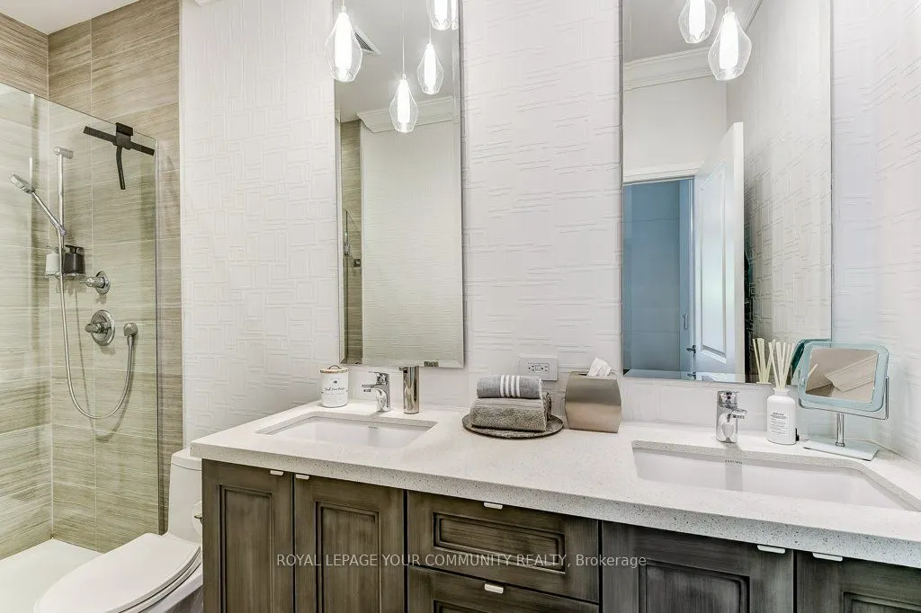 25 Baker Hill Boulevard, #105