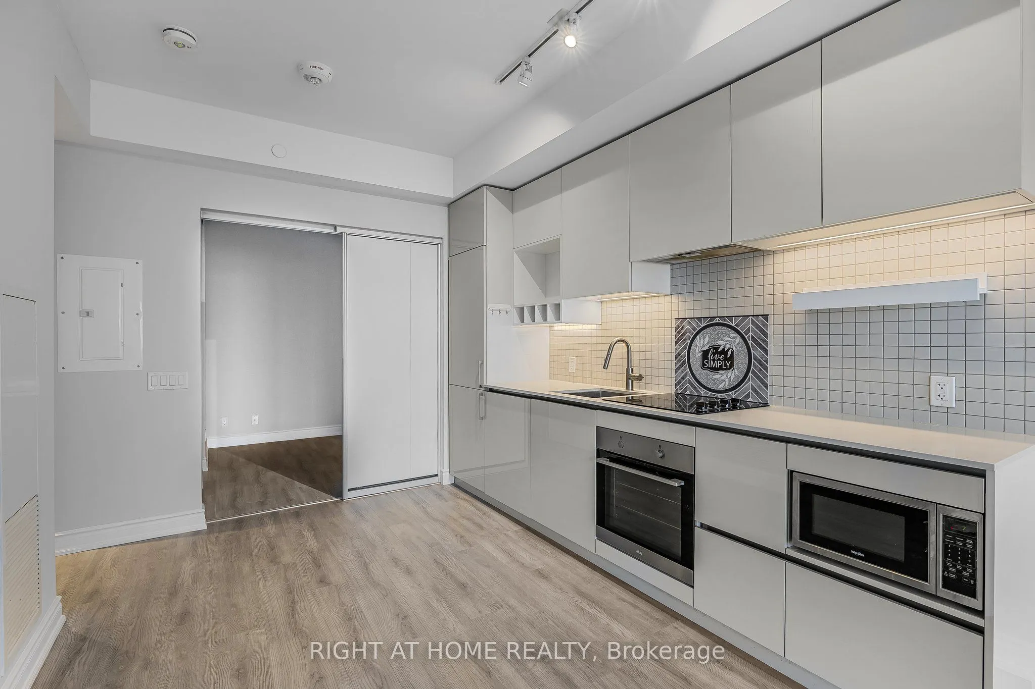 5 Buttermill Avenue, #3108