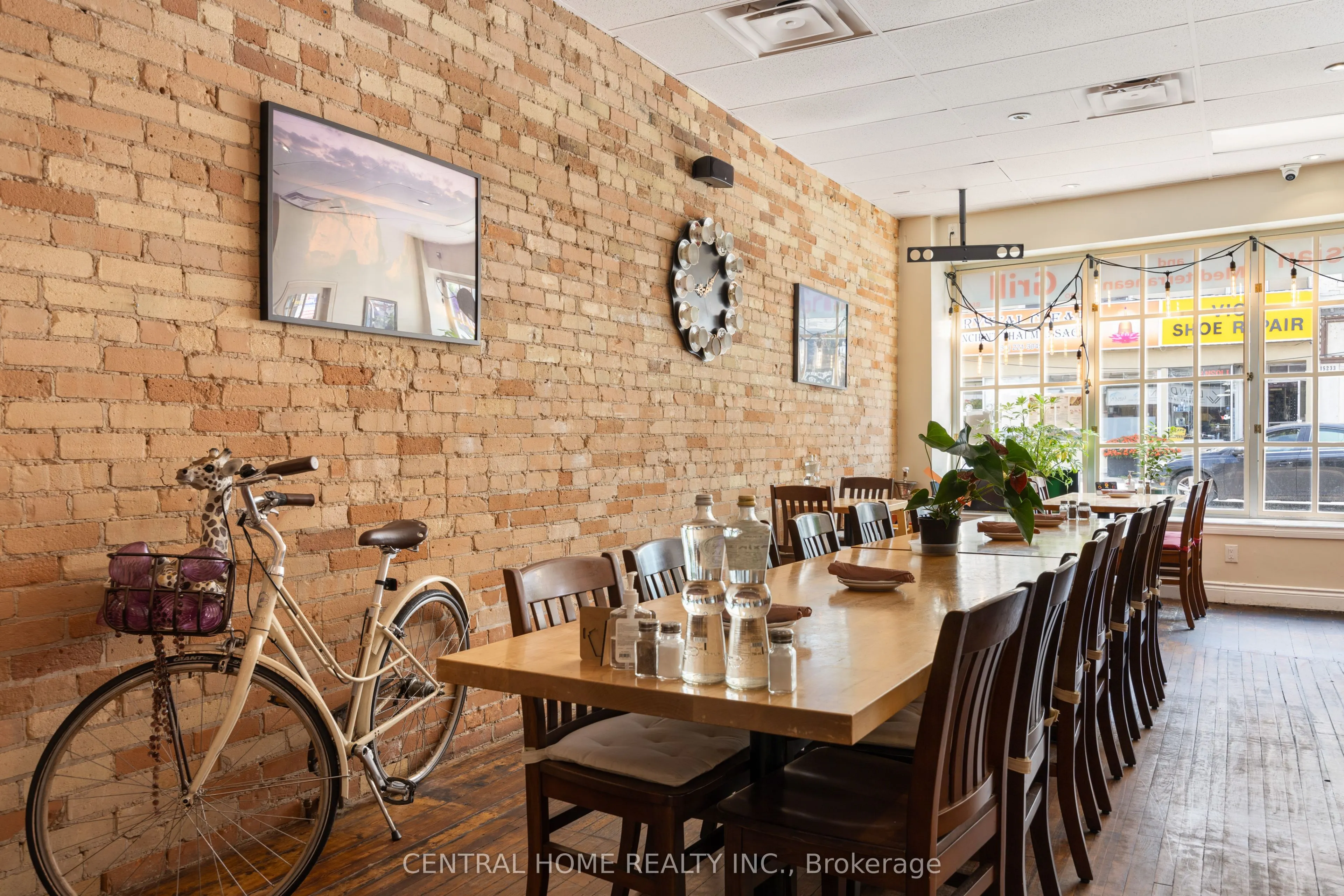 15236 Yonge Street, #01