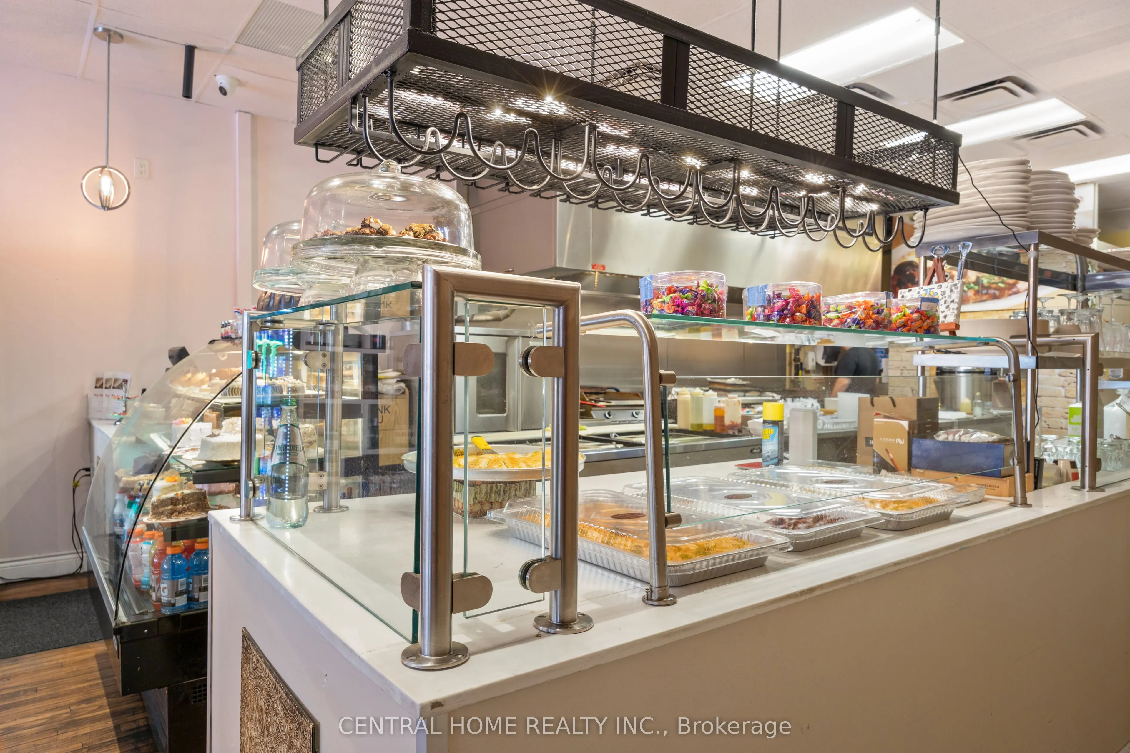 15236 Yonge Street, #01