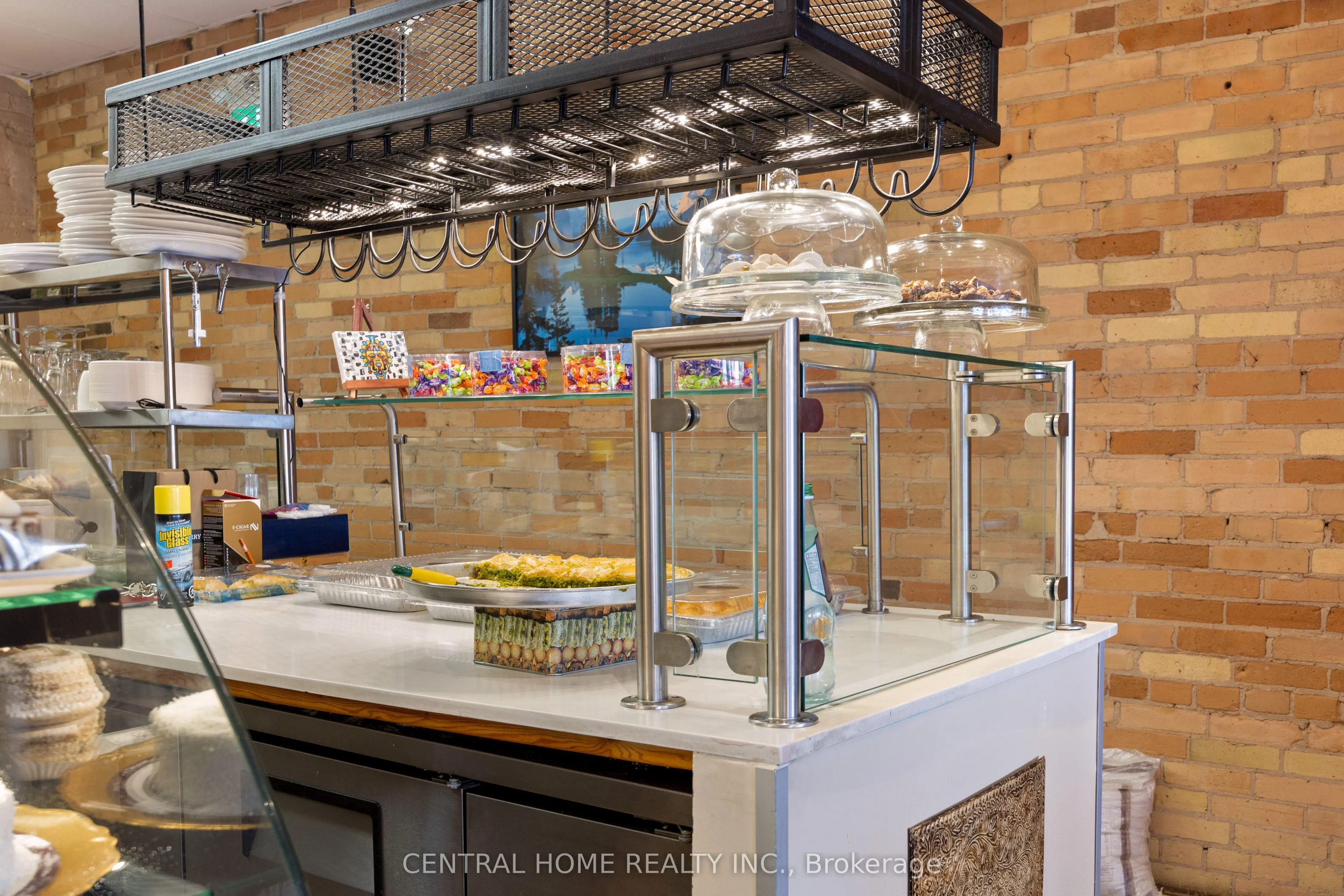 15236 Yonge Street, #01