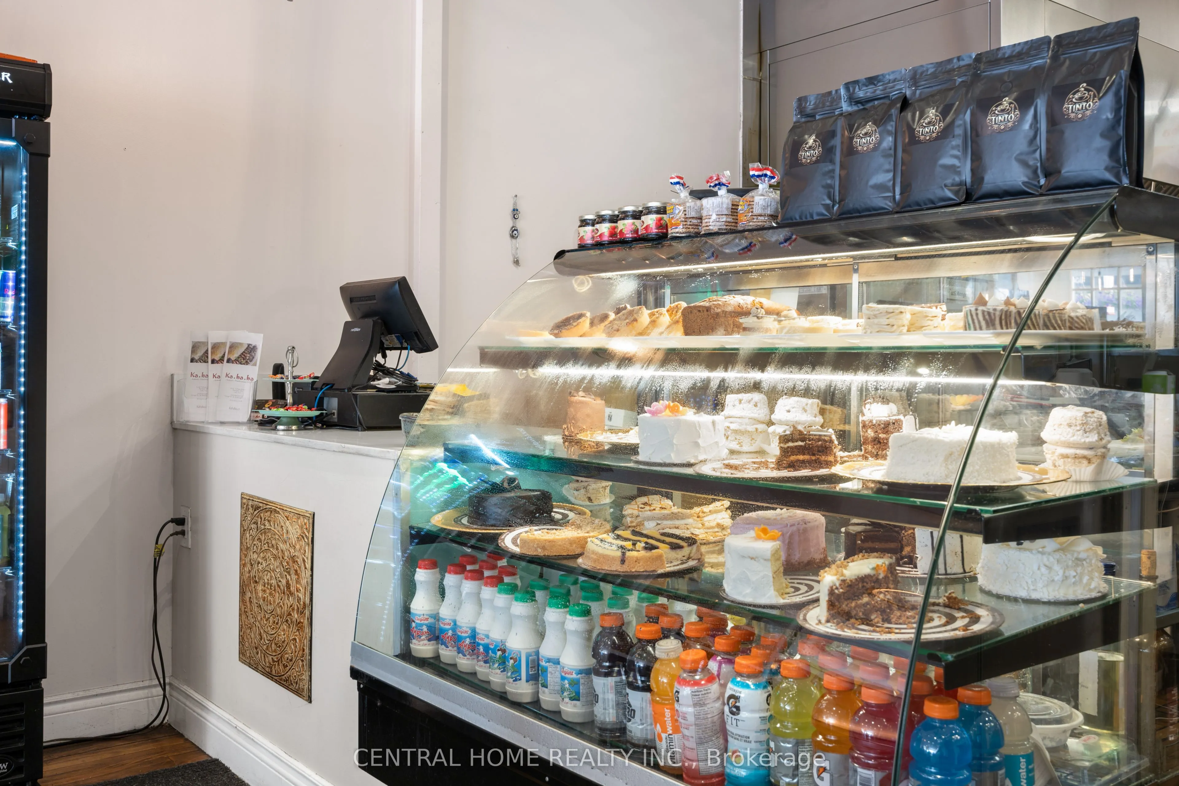 15236 Yonge Street, #01