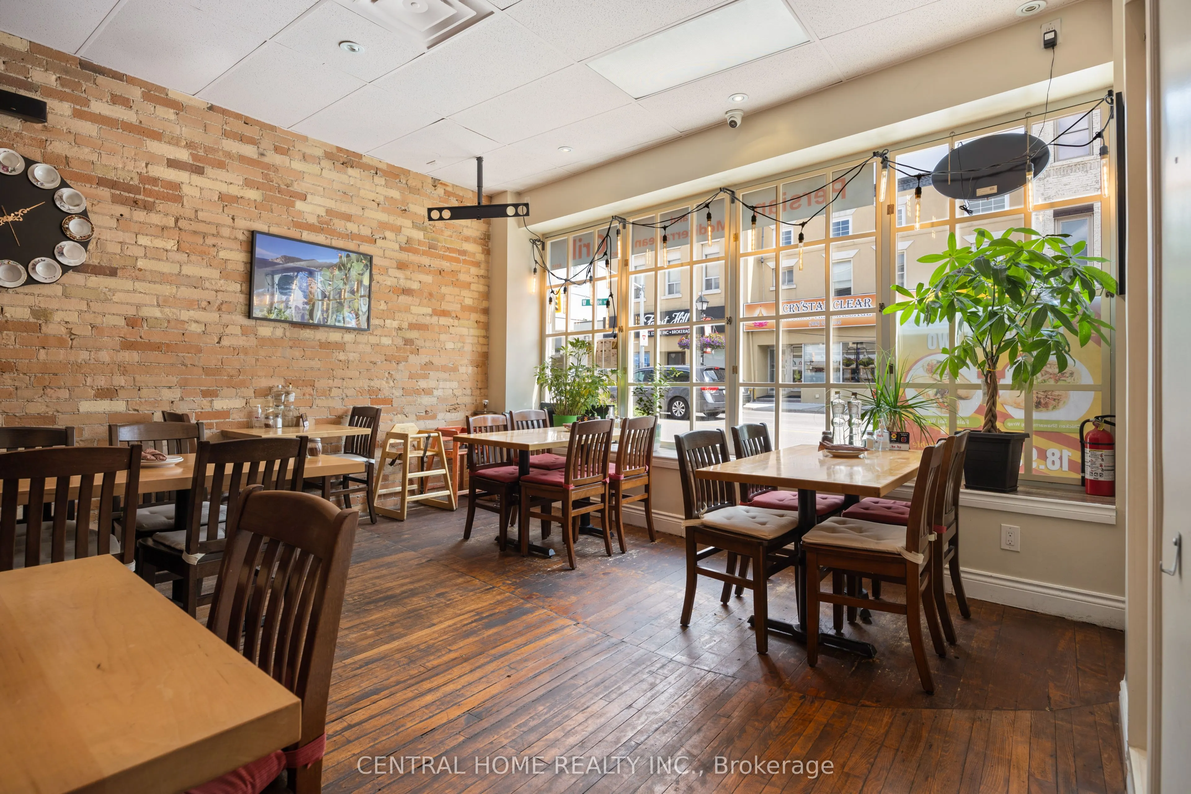 15236 Yonge Street, #01