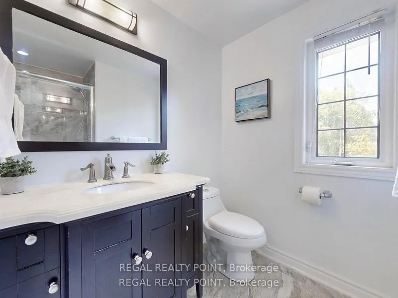12 Fairway Heights Crescent