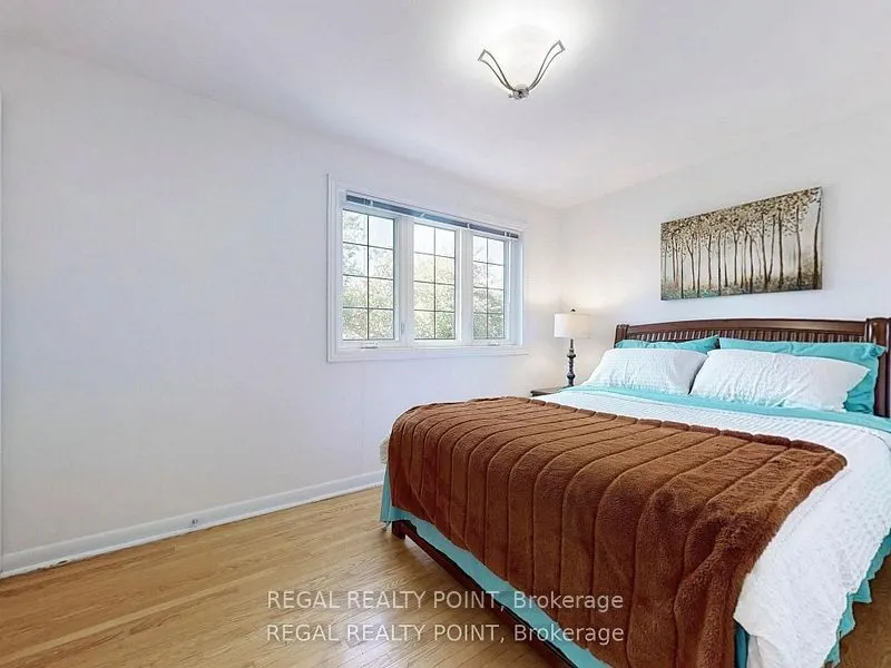 12 Fairway Heights Crescent
