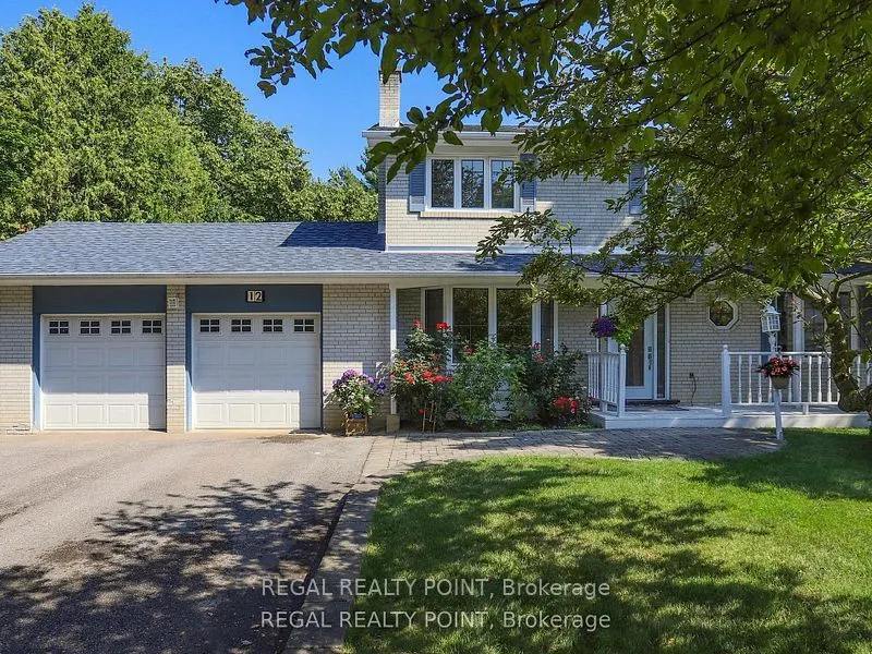 12 Fairway Heights Crescent