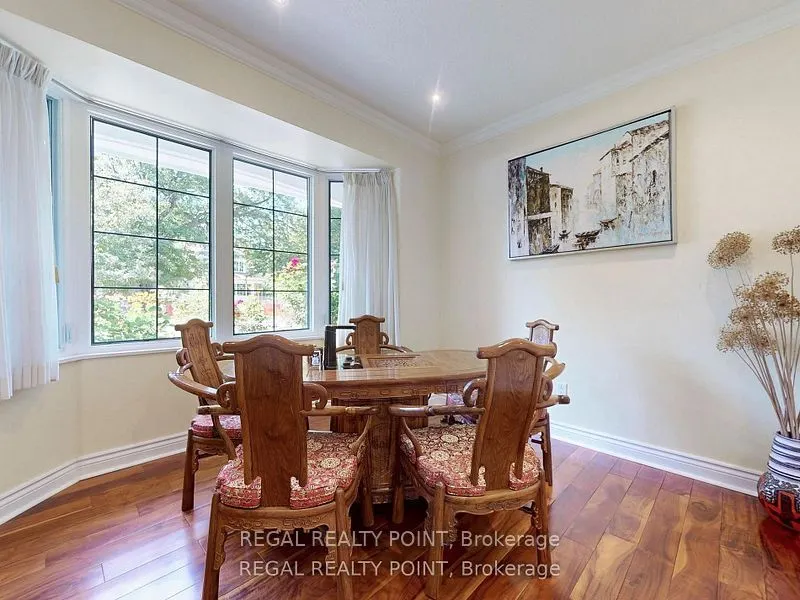 12 Fairway Heights Crescent