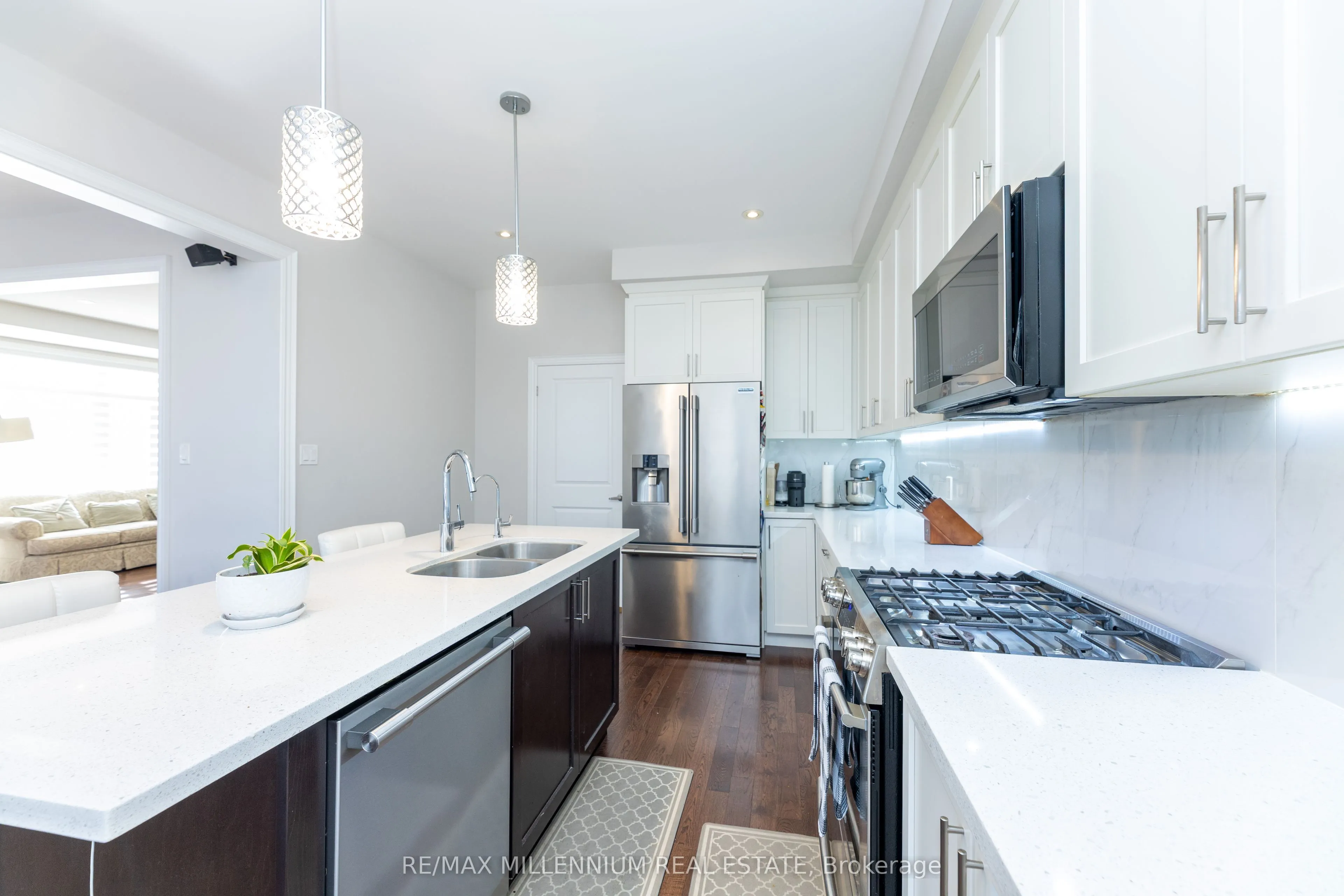 40 Frederick Pearson Street