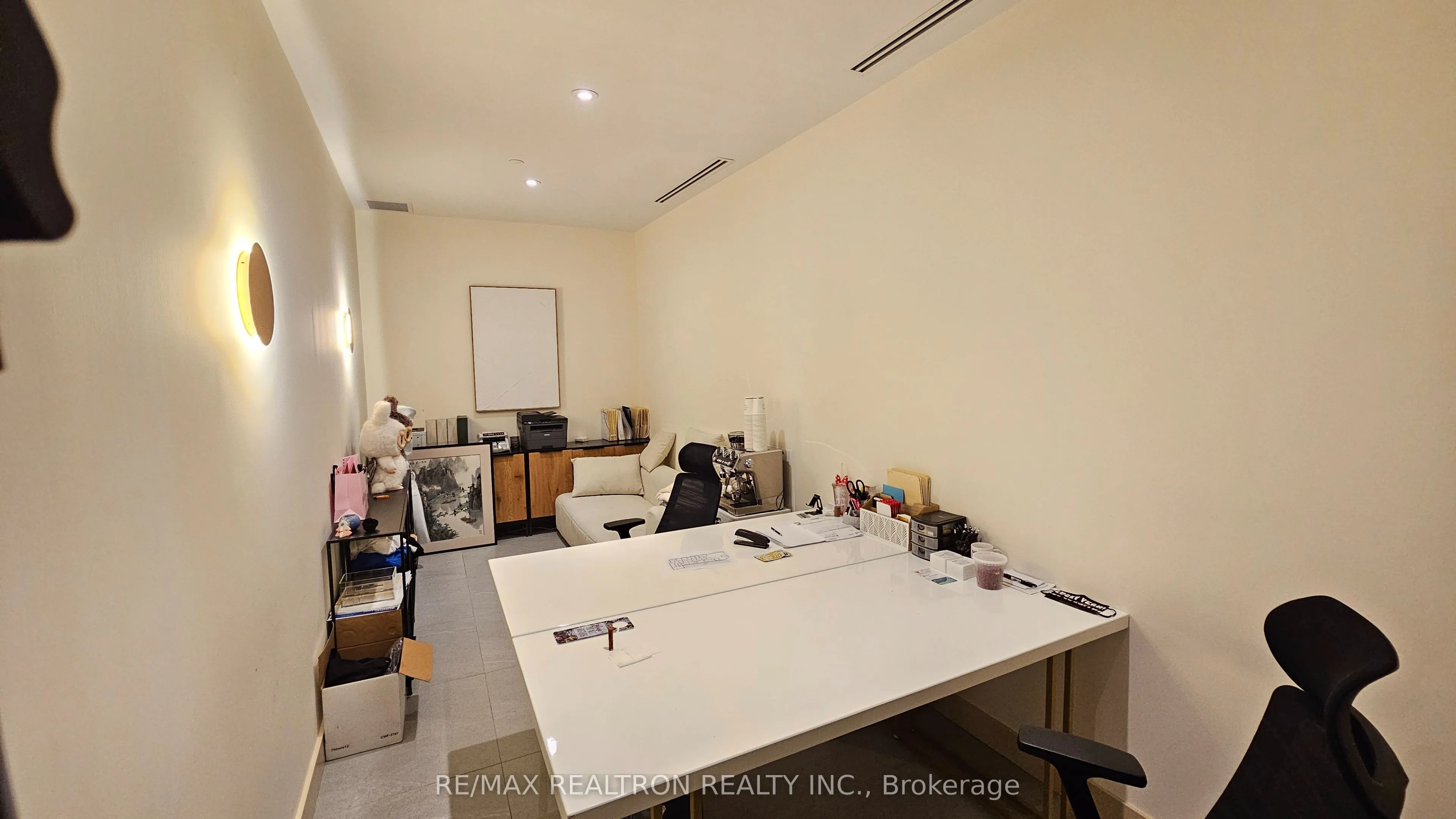 8365 Woodbine Avenue, #101B