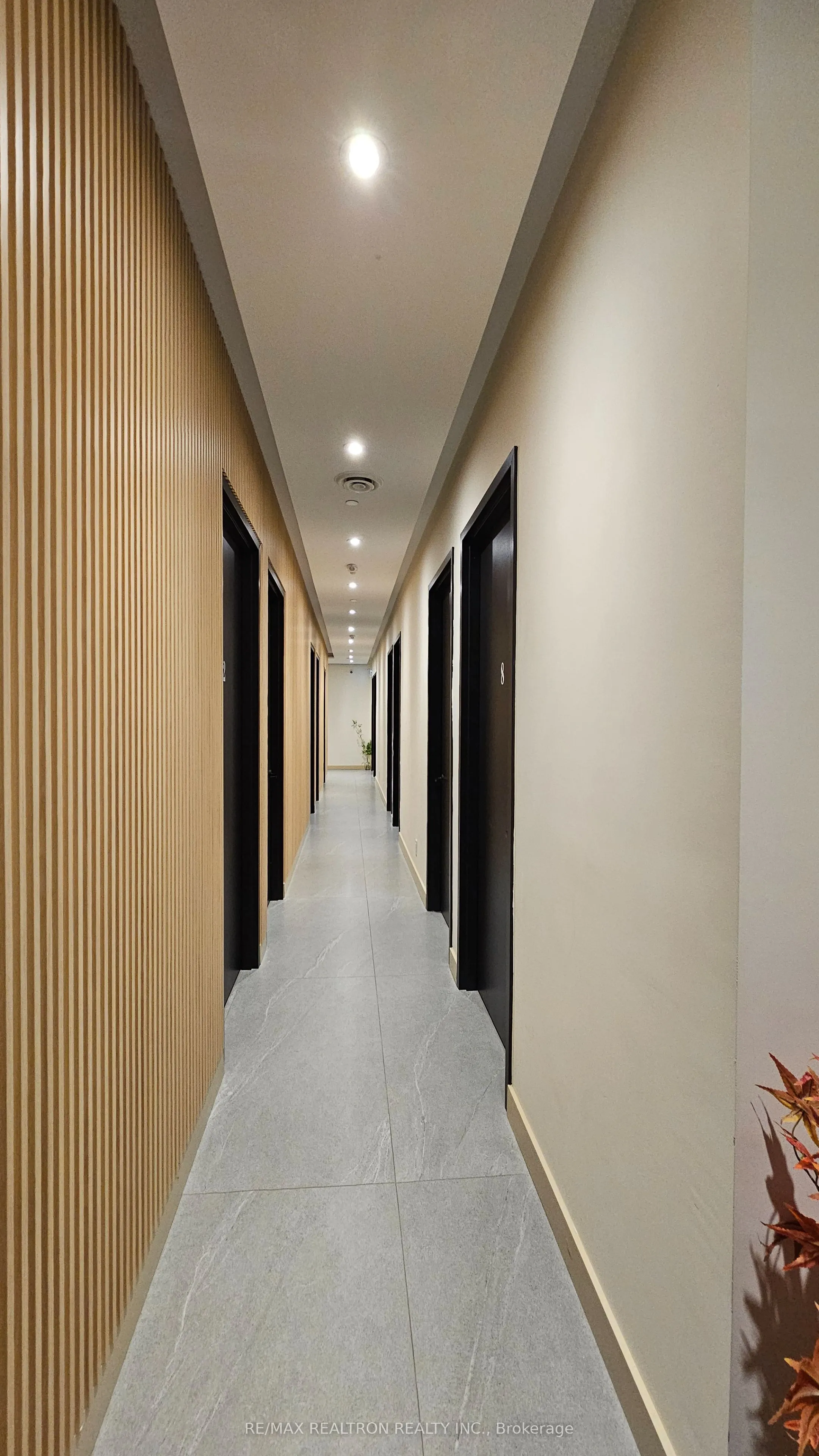 8365 Woodbine Avenue, #101B