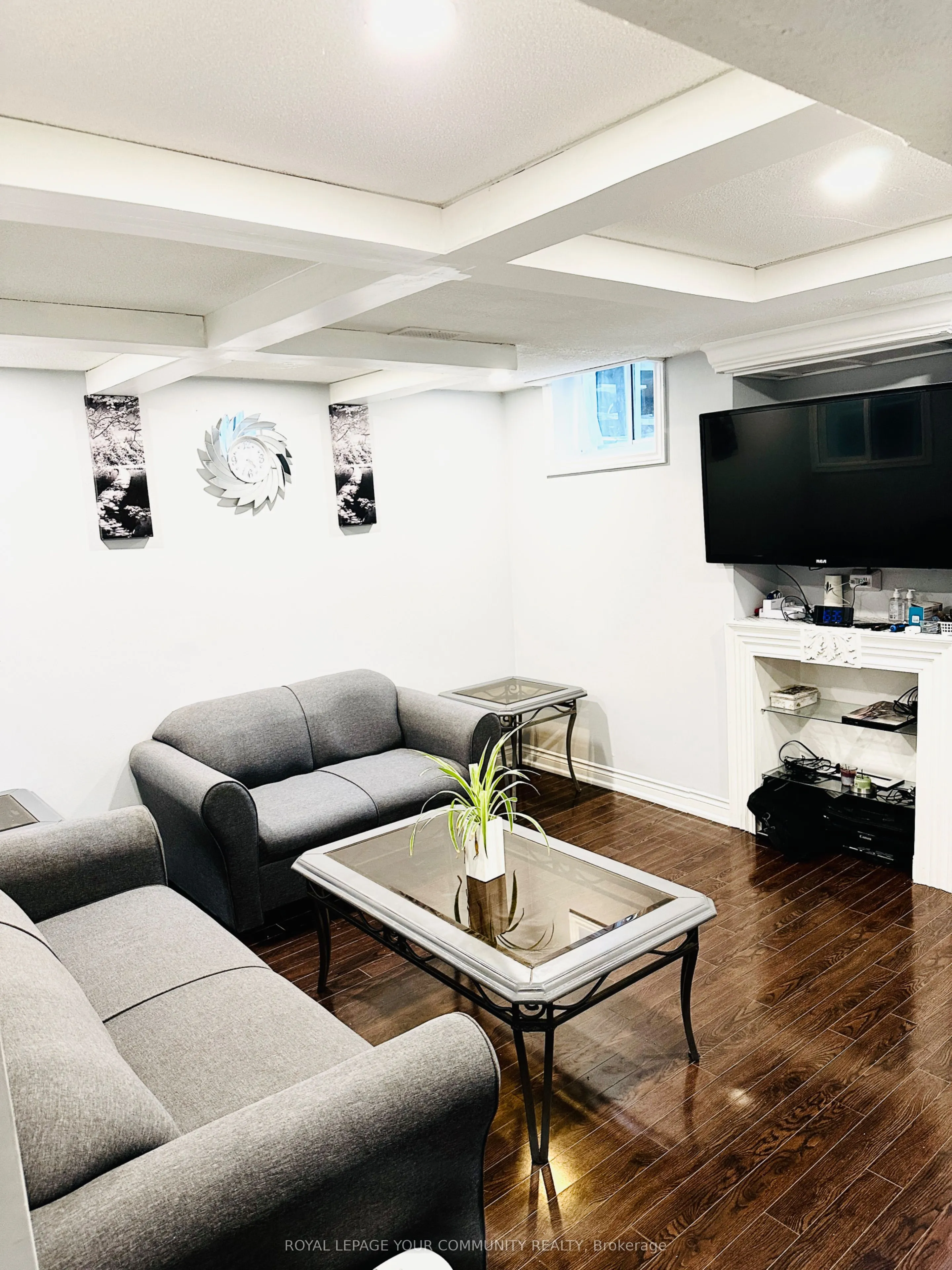 132 Dolce Crescent, #Basement