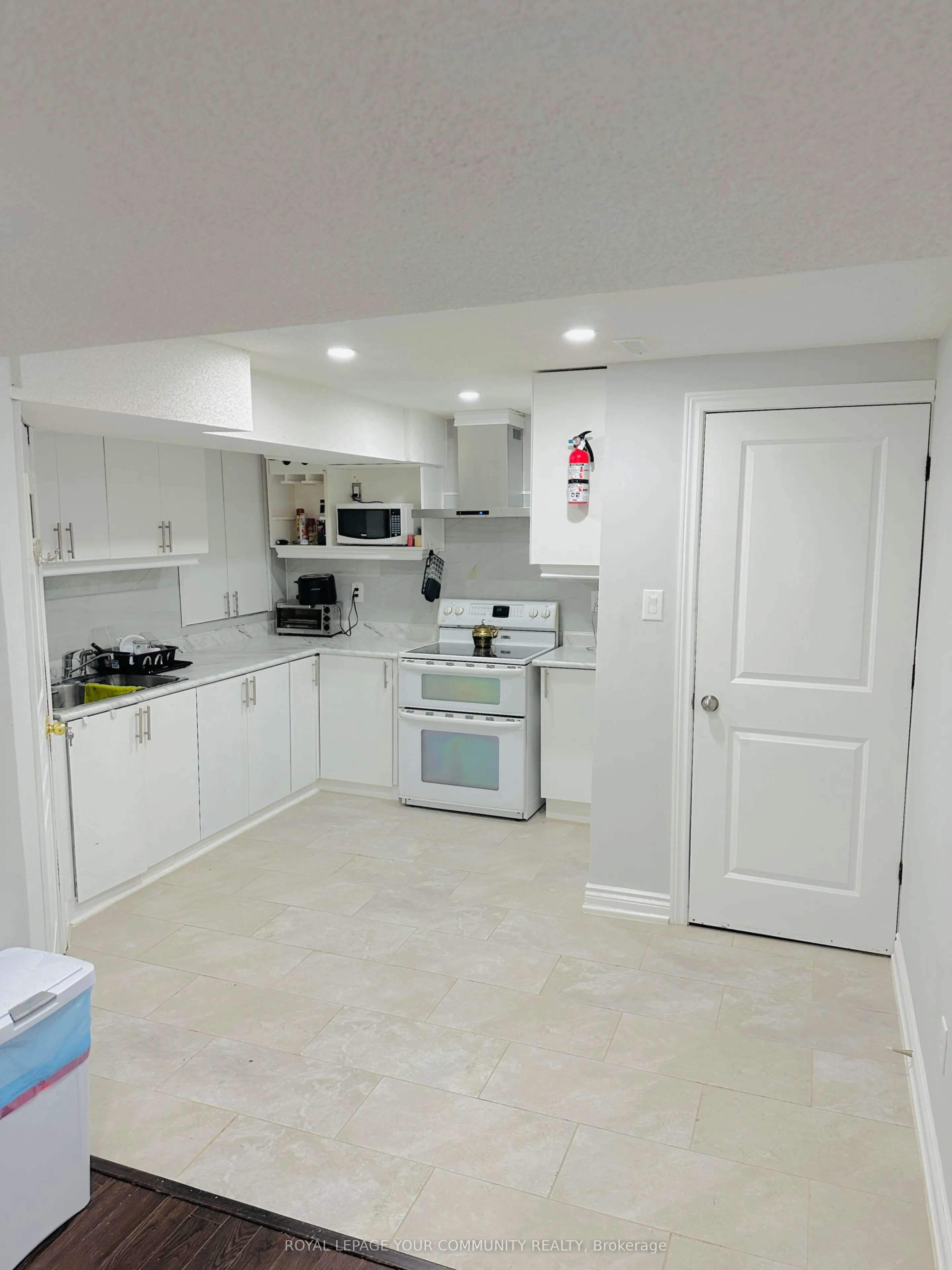 132 Dolce Crescent, #Basement