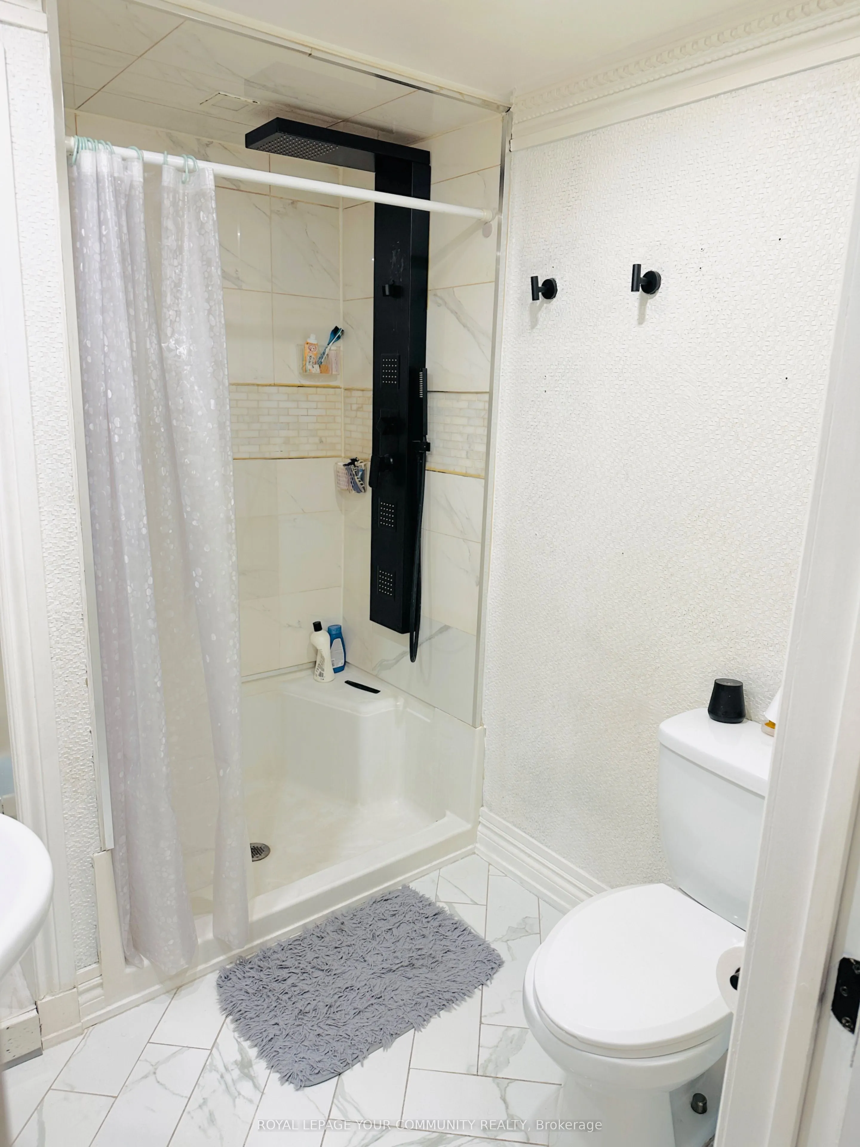 132 Dolce Crescent, #Basement
