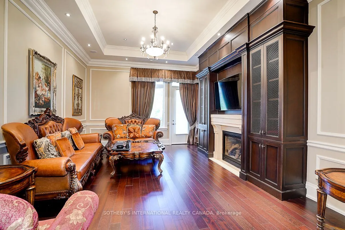 71 Grandvista Crescent