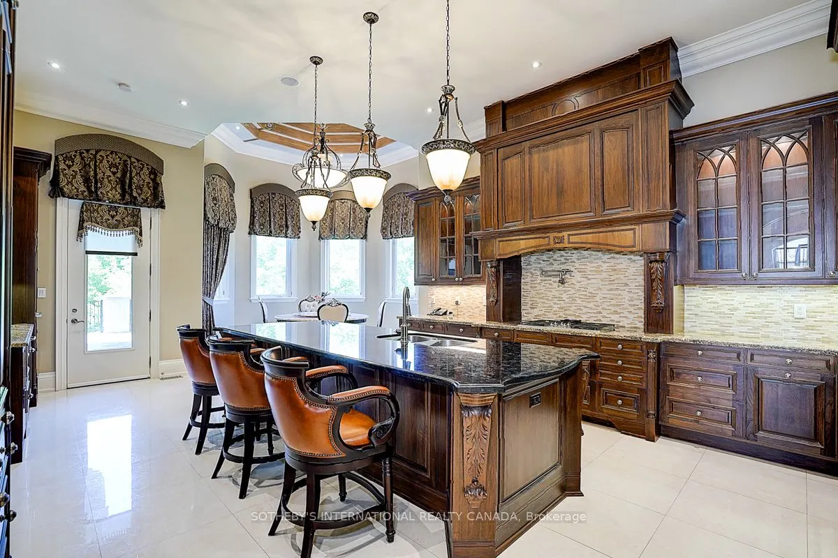 71 Grandvista Crescent