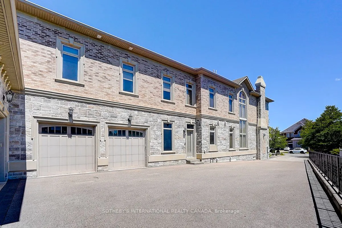 71 Grandvista Crescent