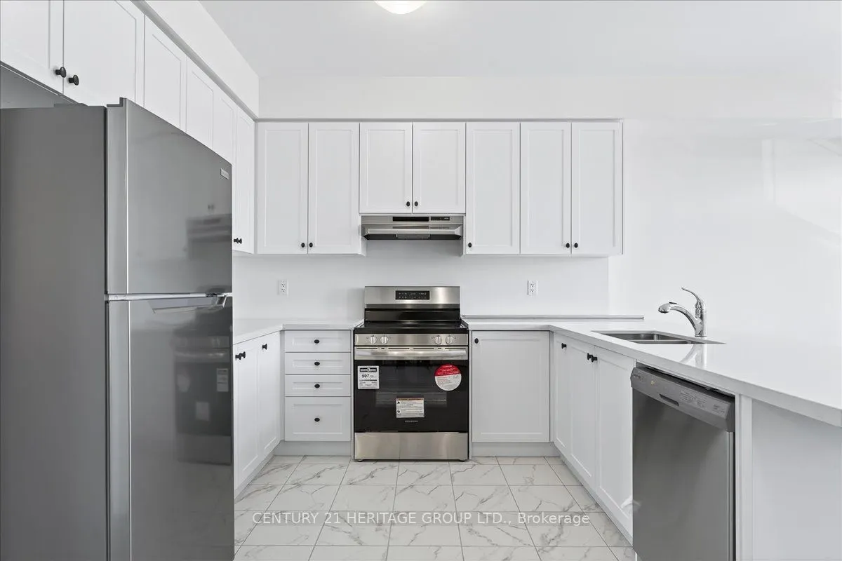 6 Elgin Court