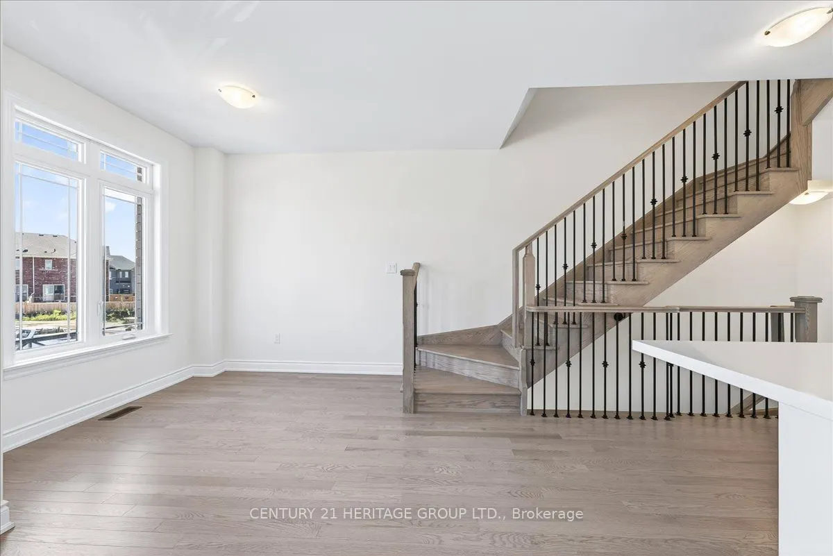 6 Elgin Court