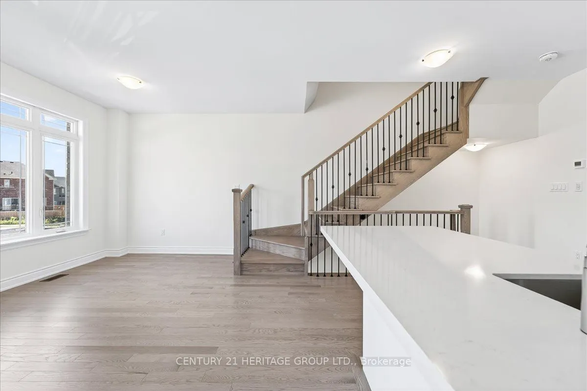 6 Elgin Court