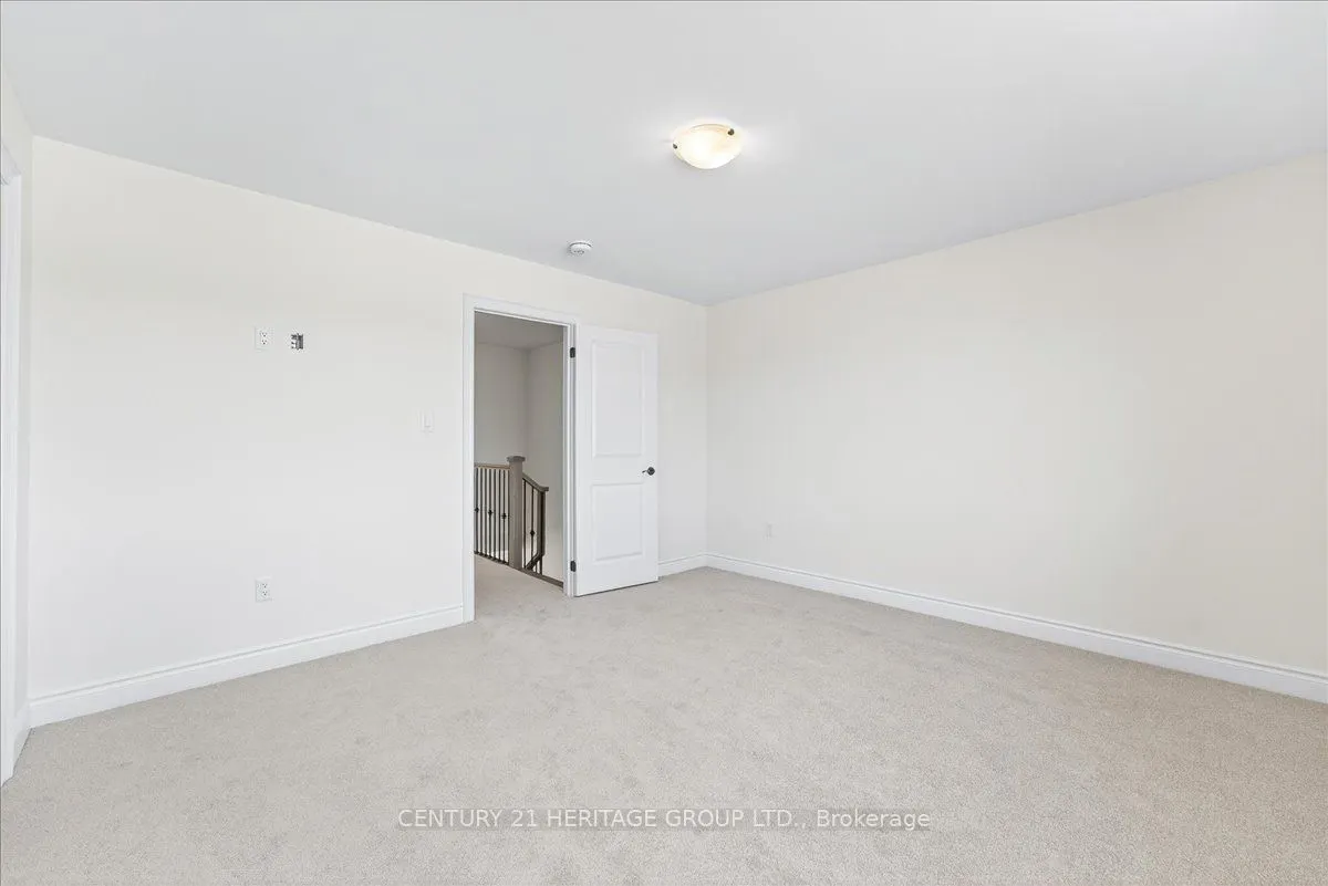 6 Elgin Court