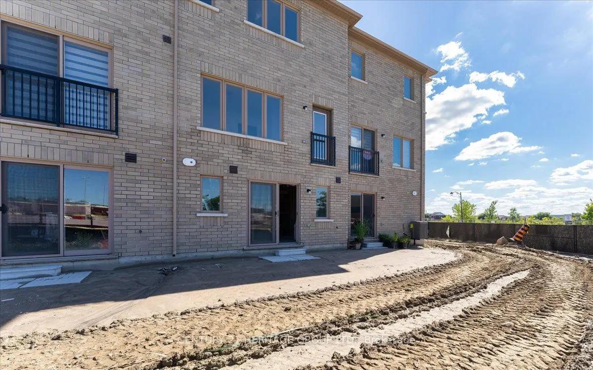 6 Elgin Court