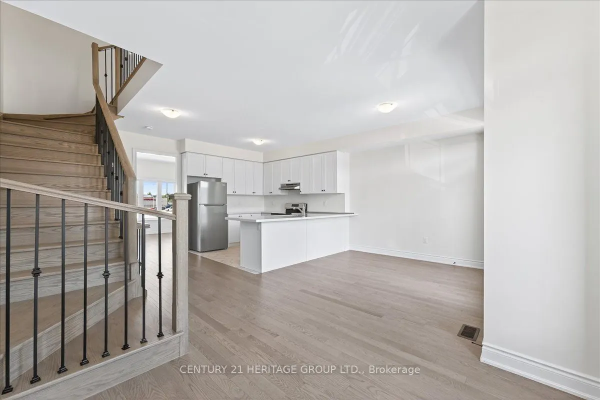 6 Elgin Court