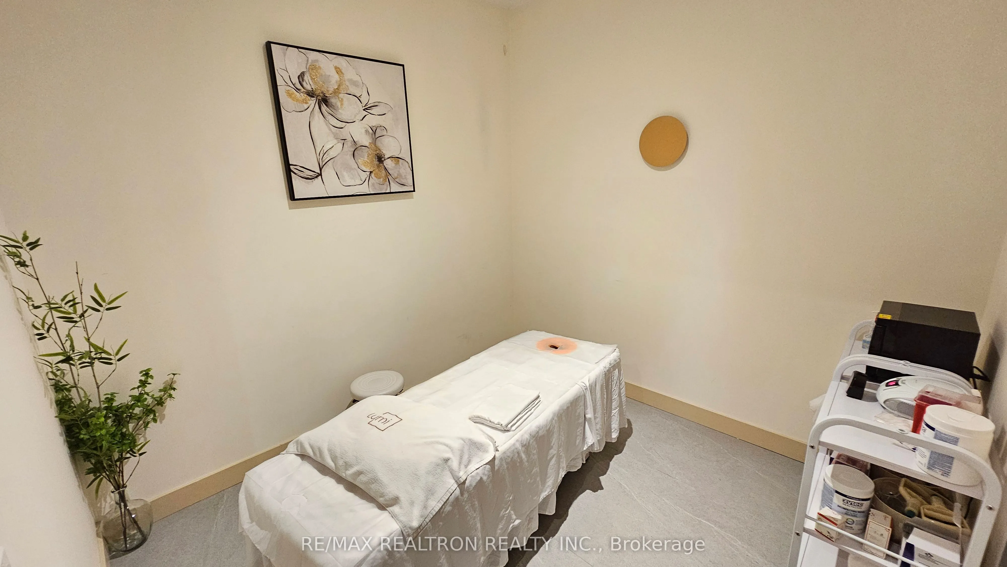 8365 Woodbine Avenue, #101C