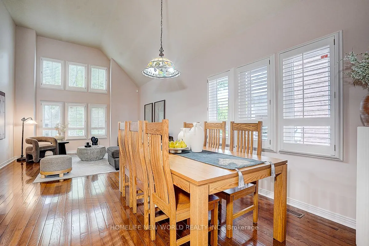 35 Hedgewood Drive