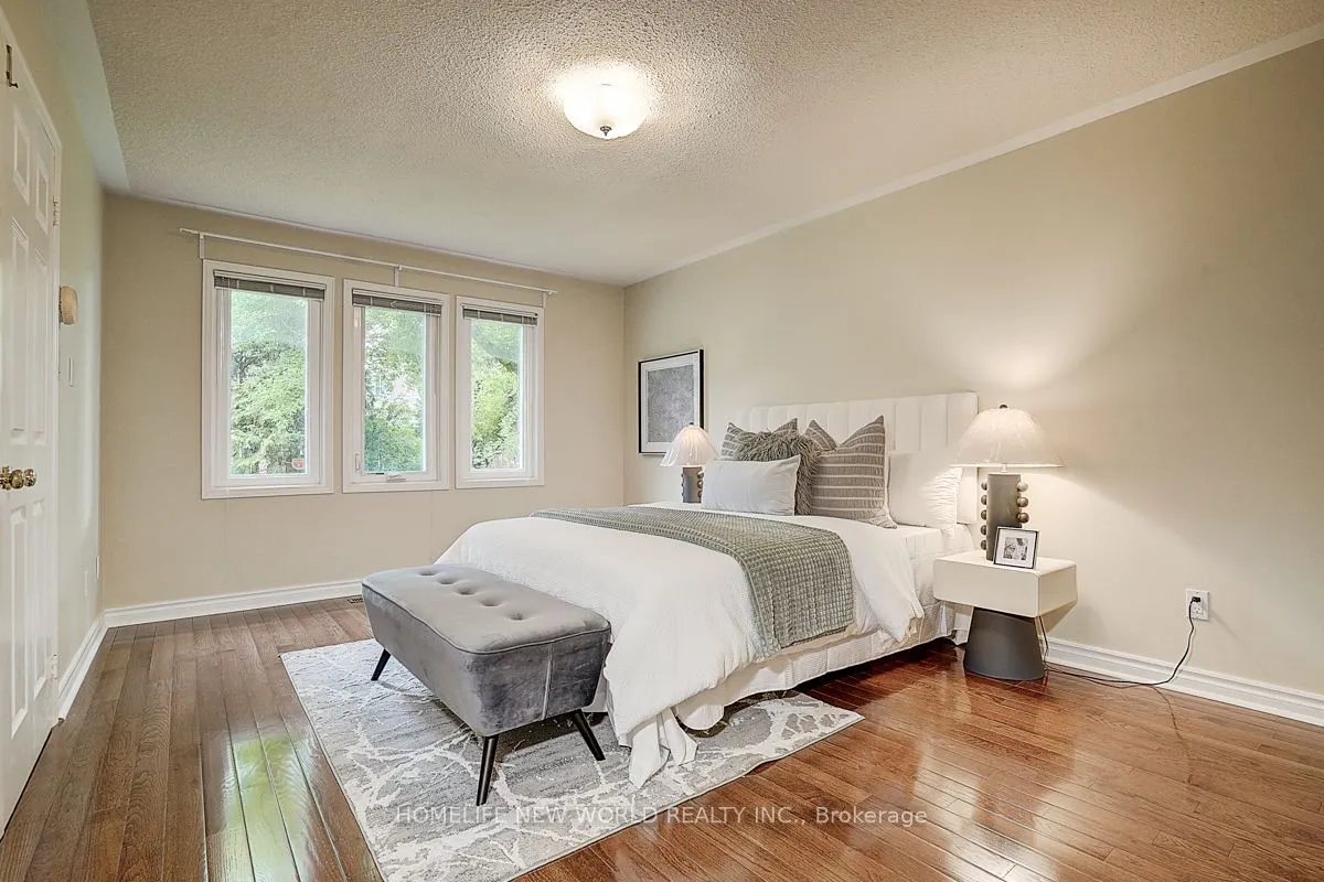 35 Hedgewood Drive