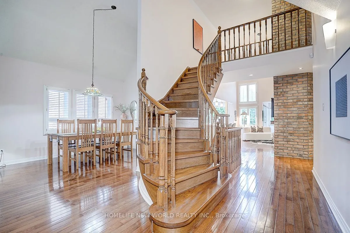 35 Hedgewood Drive
