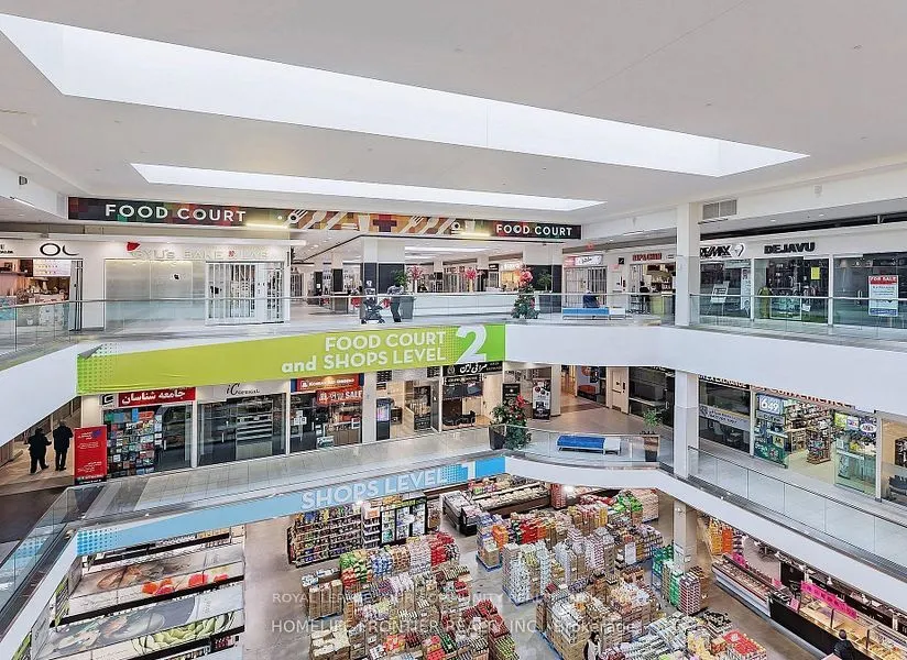 7181 Yonge Street, #77