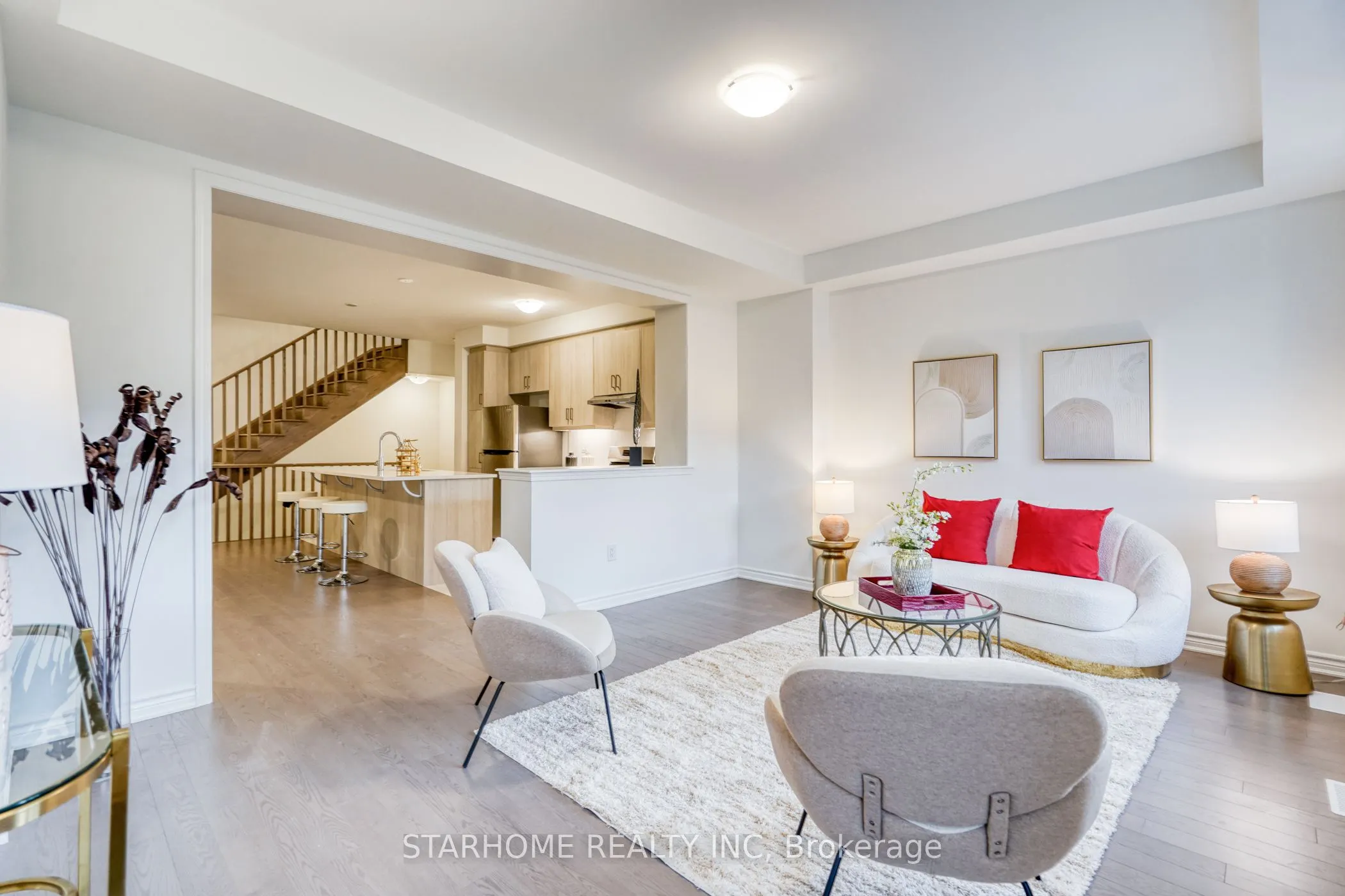 11 Avani Avenue