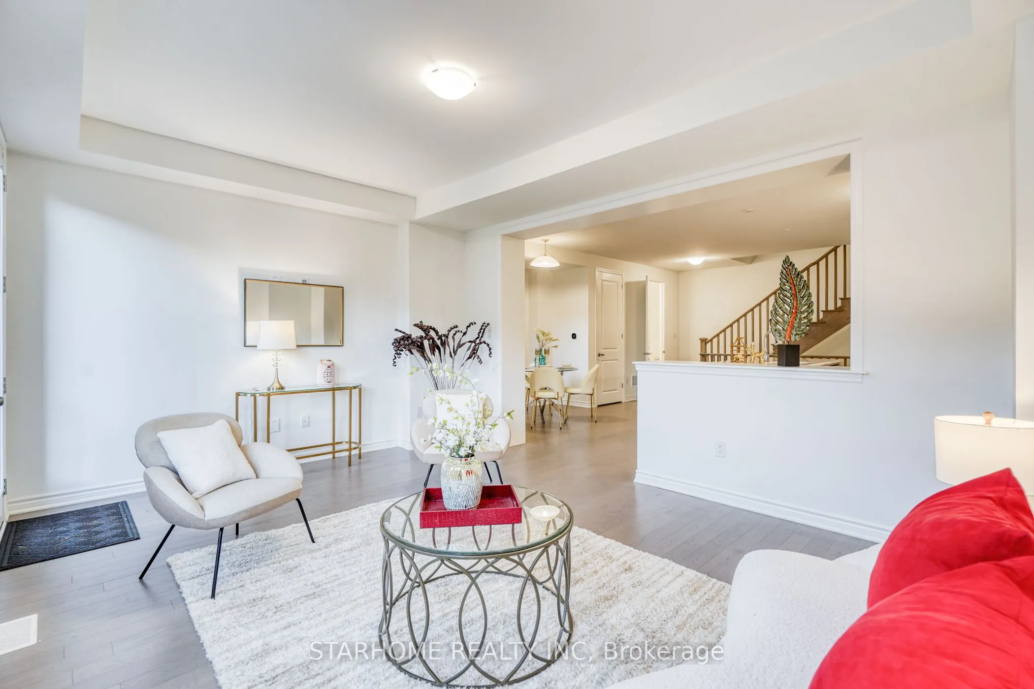 11 Avani Avenue