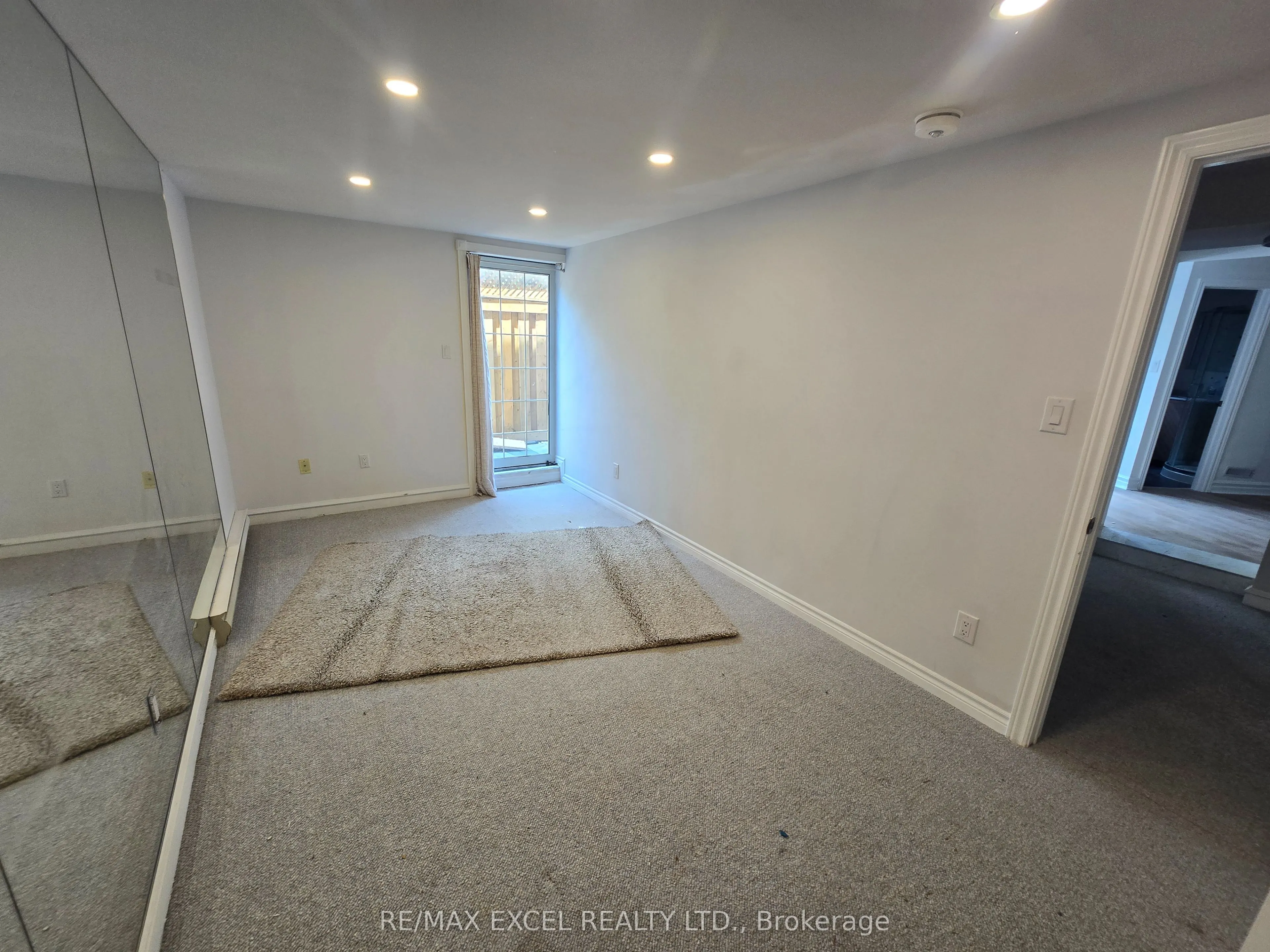 23 Falkland Place, #Lower Level 2