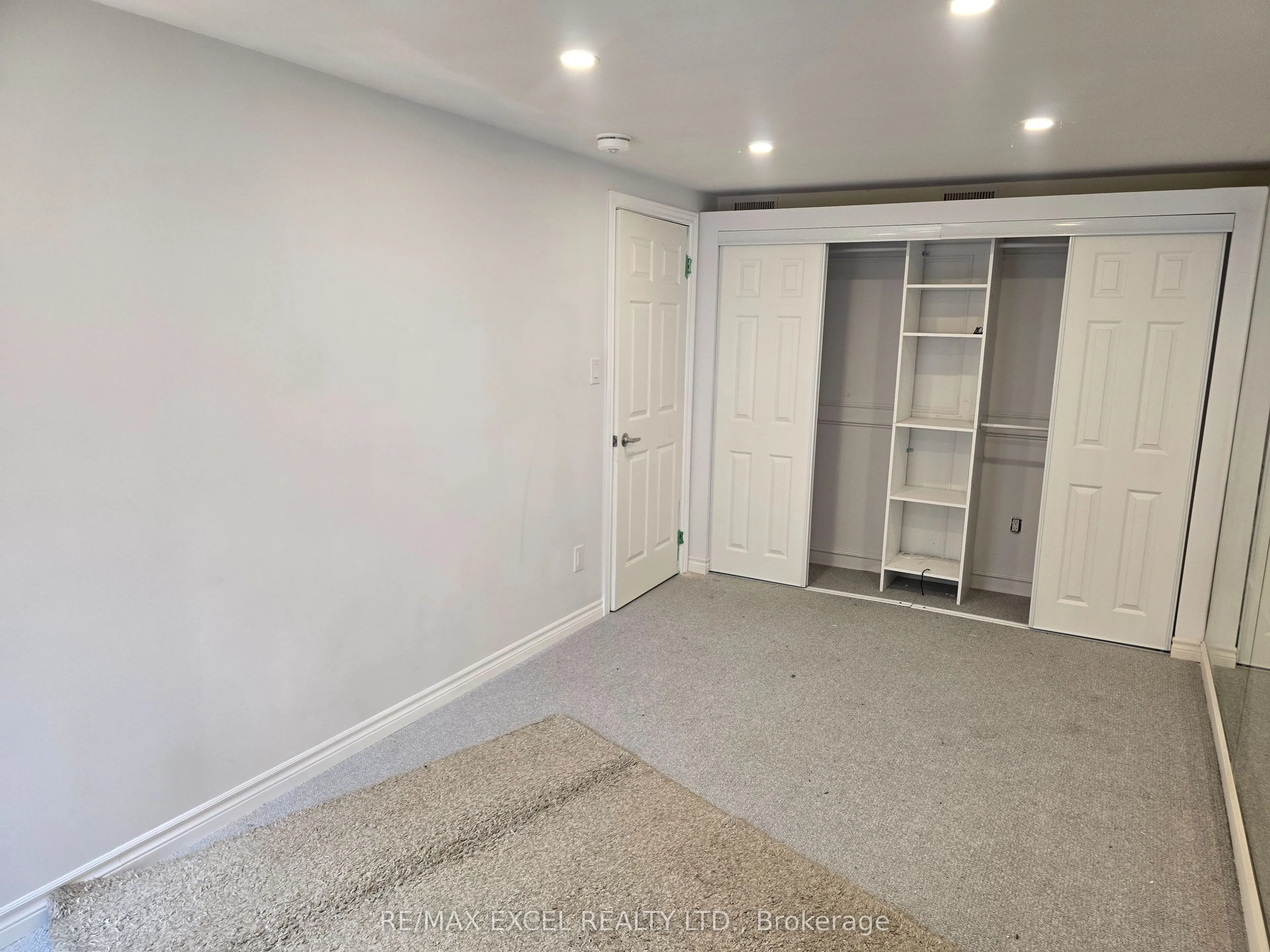 23 Falkland Place, #Lower Level 2