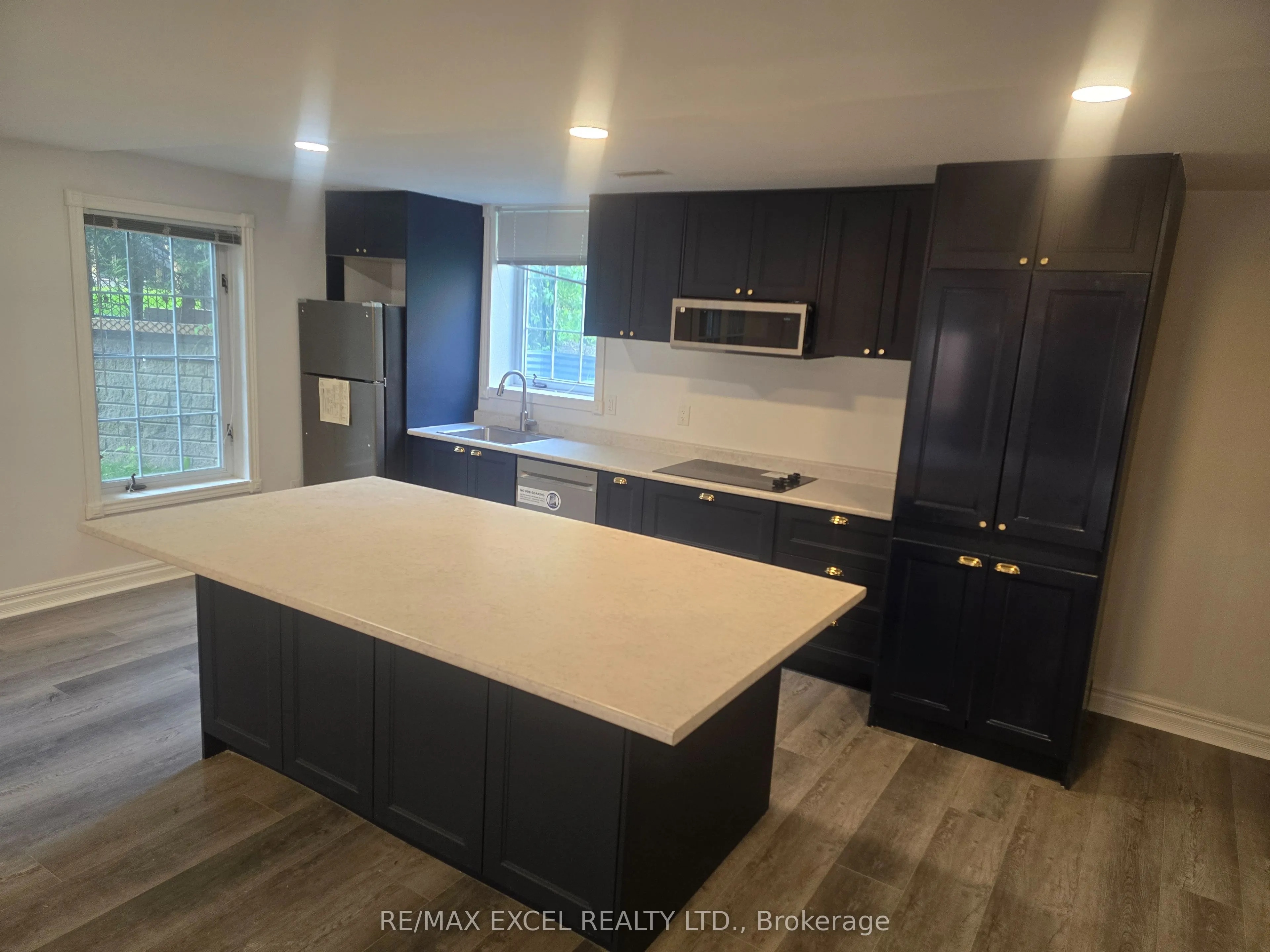 23 Falkland Place, #Lower Level 1