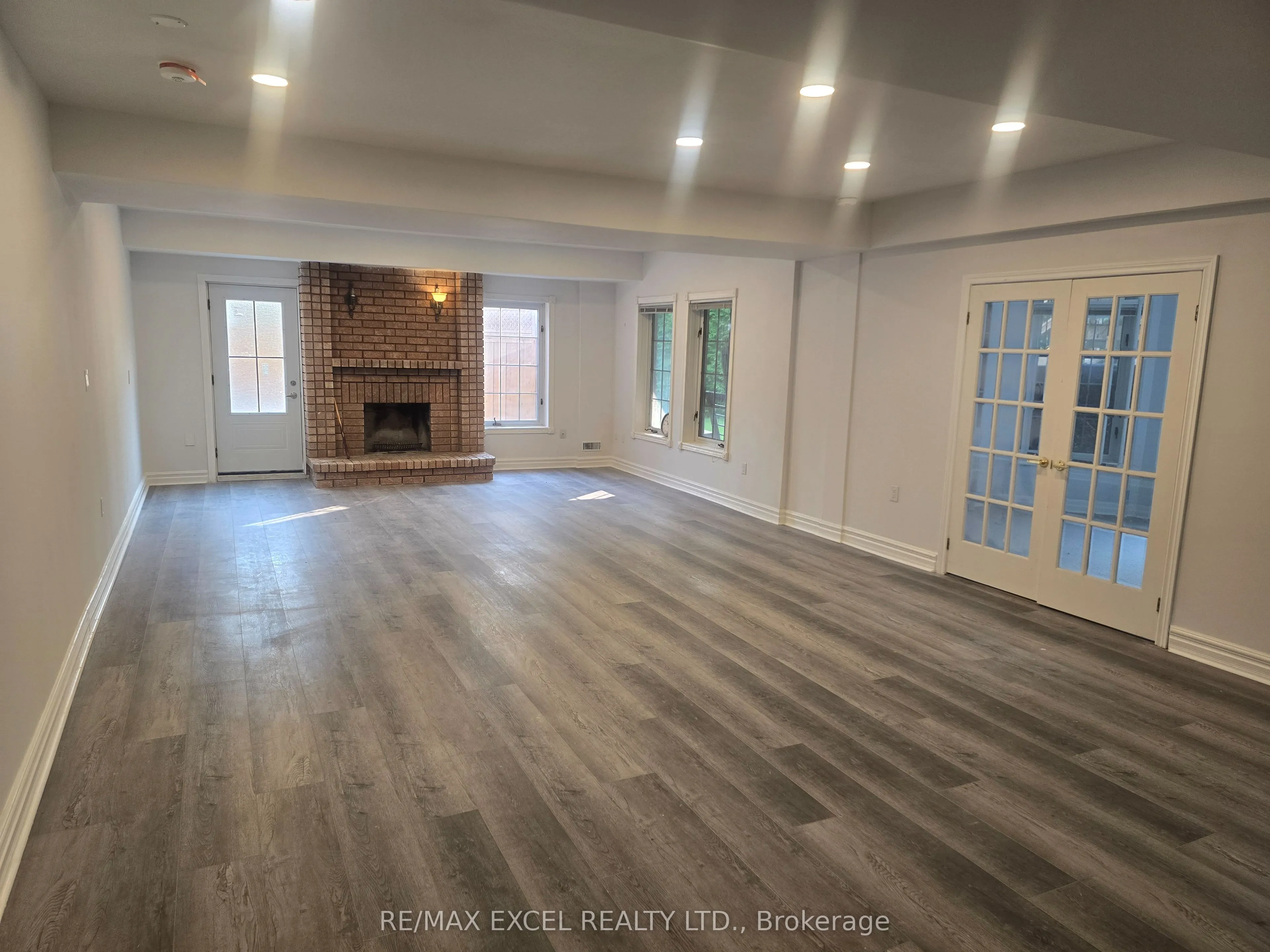 23 Falkland Place, #Lower Level 1