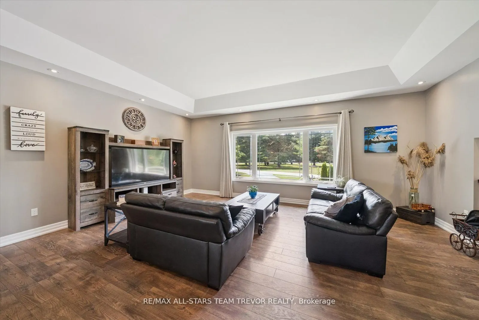 187 Riverbank Drive