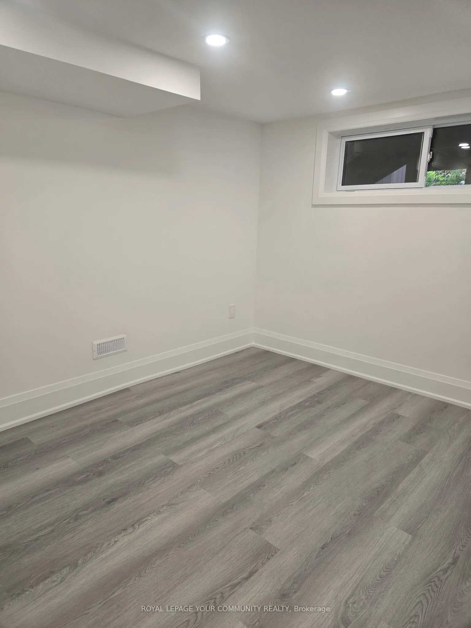 19 Beaverton Road S