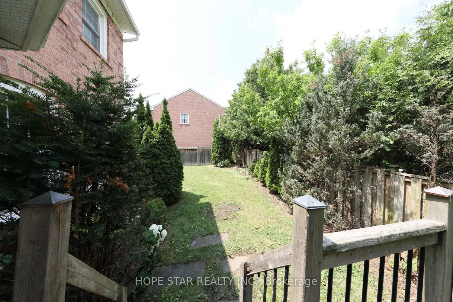 26 Ferndell Circle
