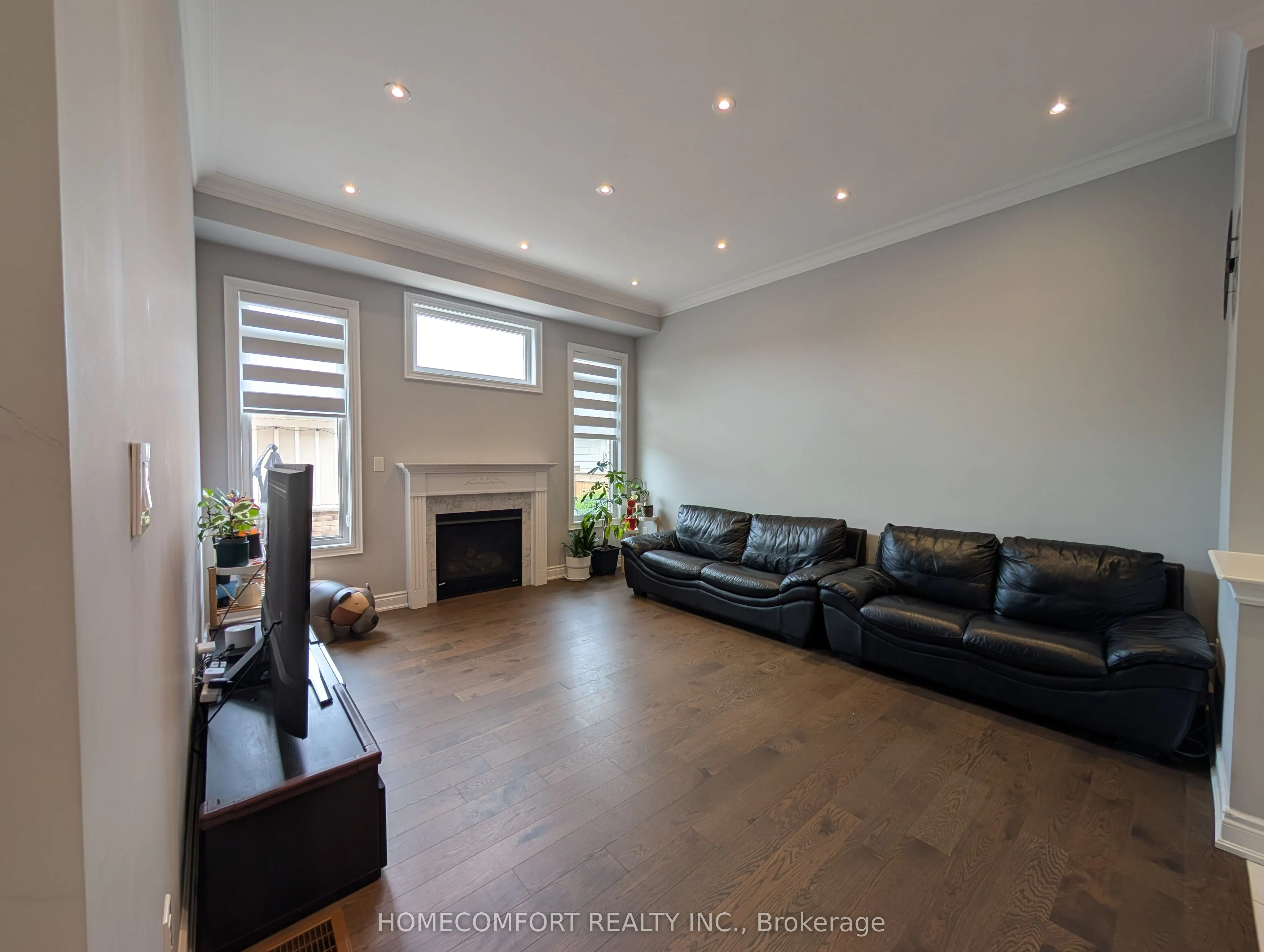230 Paradelle Drive