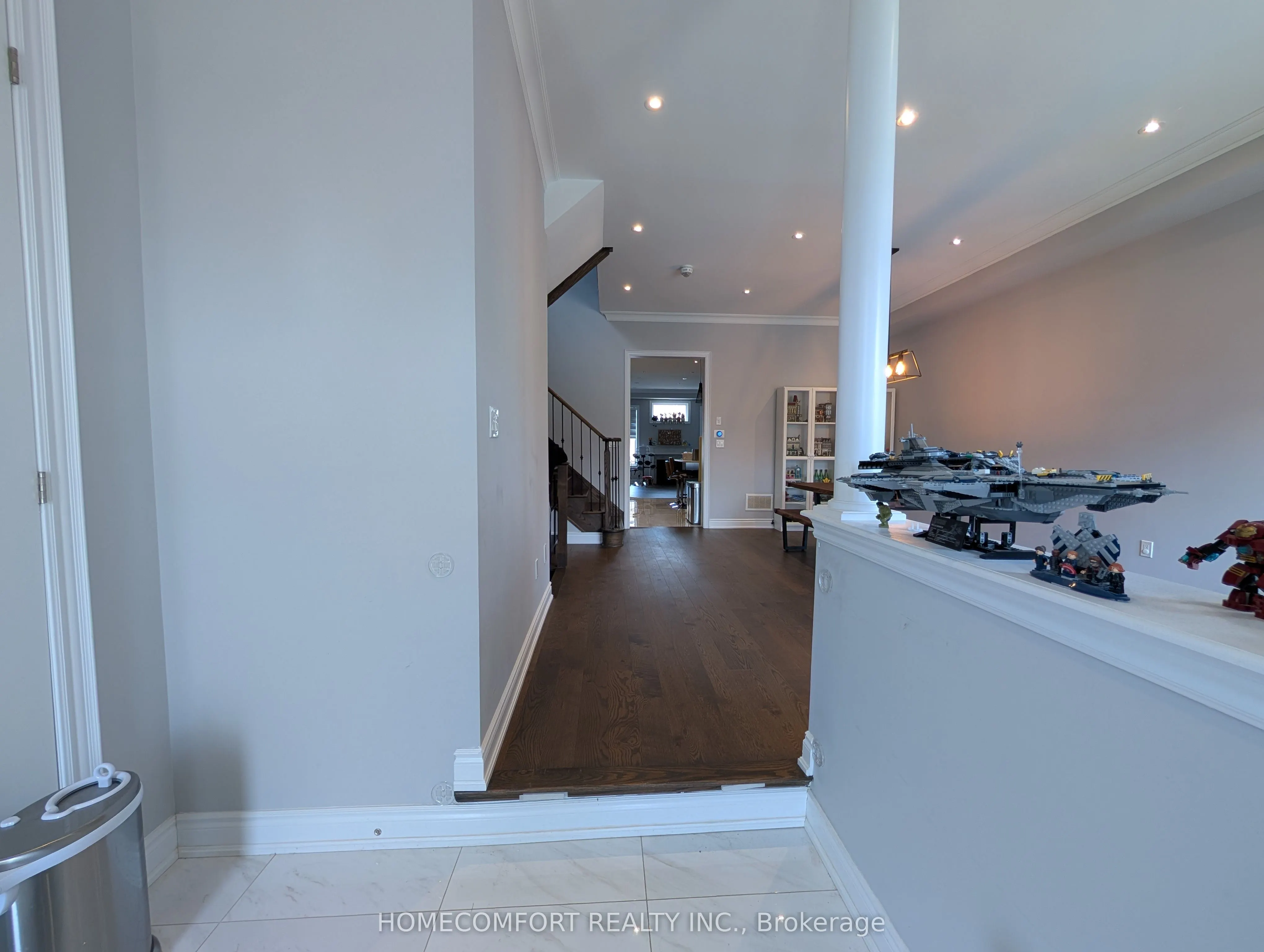 230 Paradelle Drive
