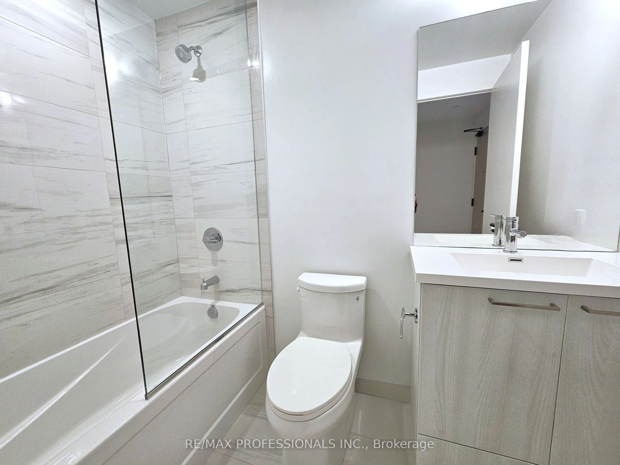 225 Commerce Street, #6309