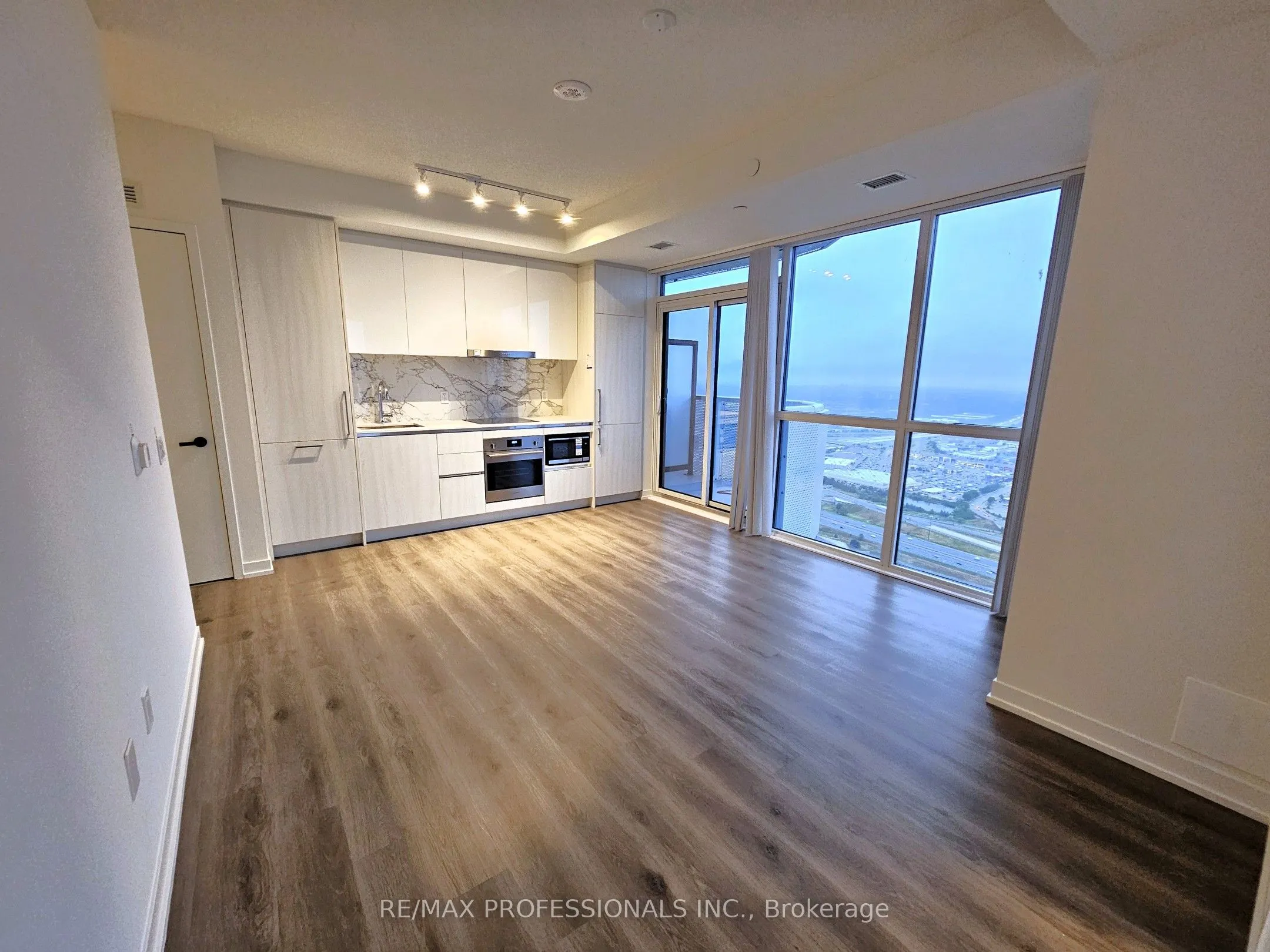 225 Commerce Street, #6309