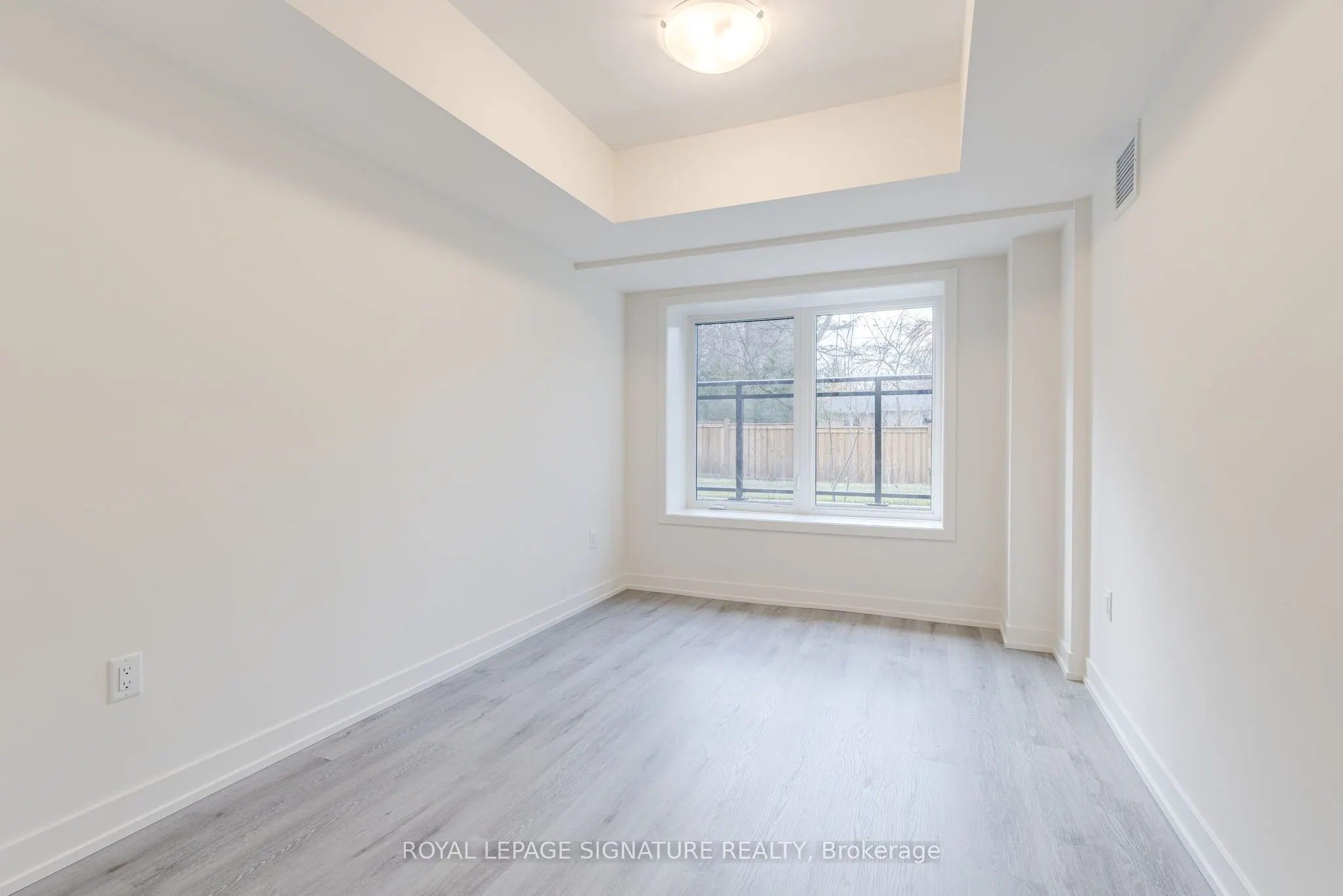 58 Elizabeth Street S, #2106